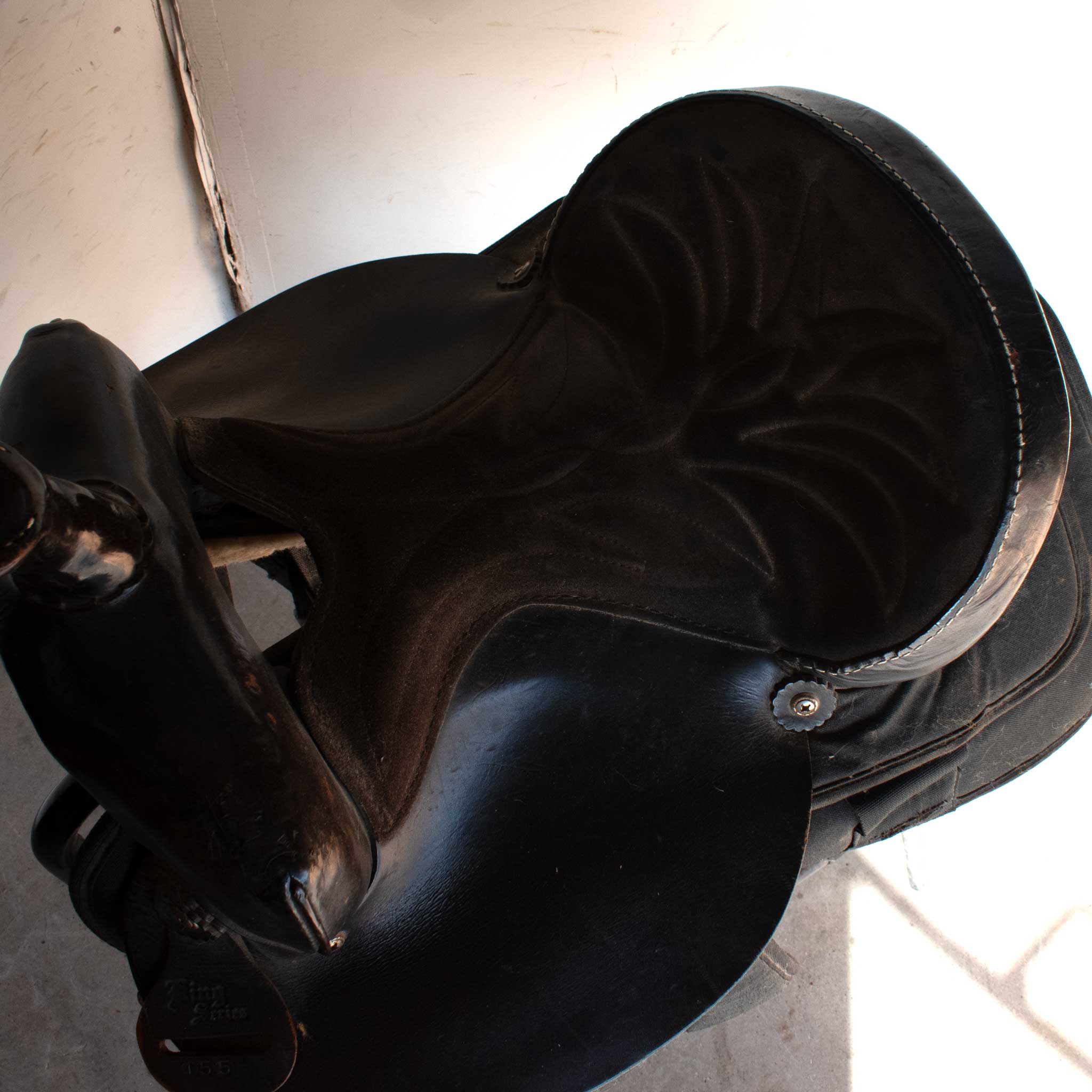 Used 14.5" King Series Rider Saddle - Image 7
