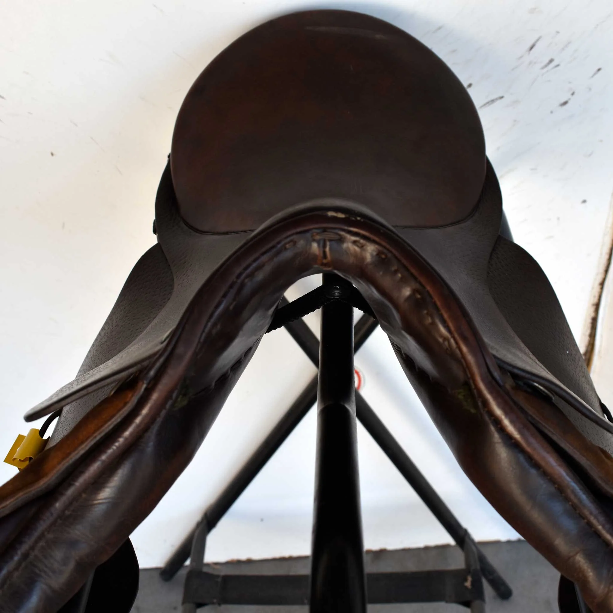 Used 15" English Tex Tan Rider Saddle - Image 5