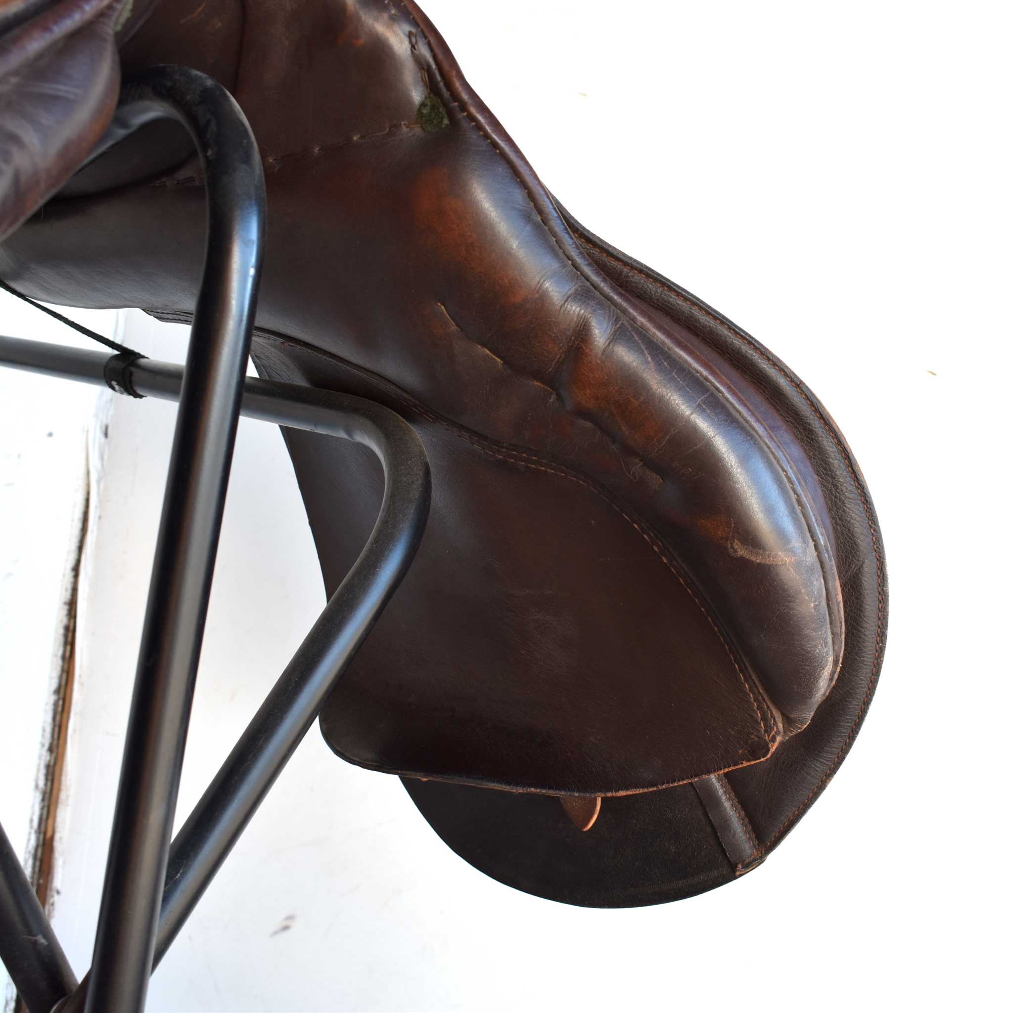 Used 15" English Tex Tan Rider Saddle - Image 6