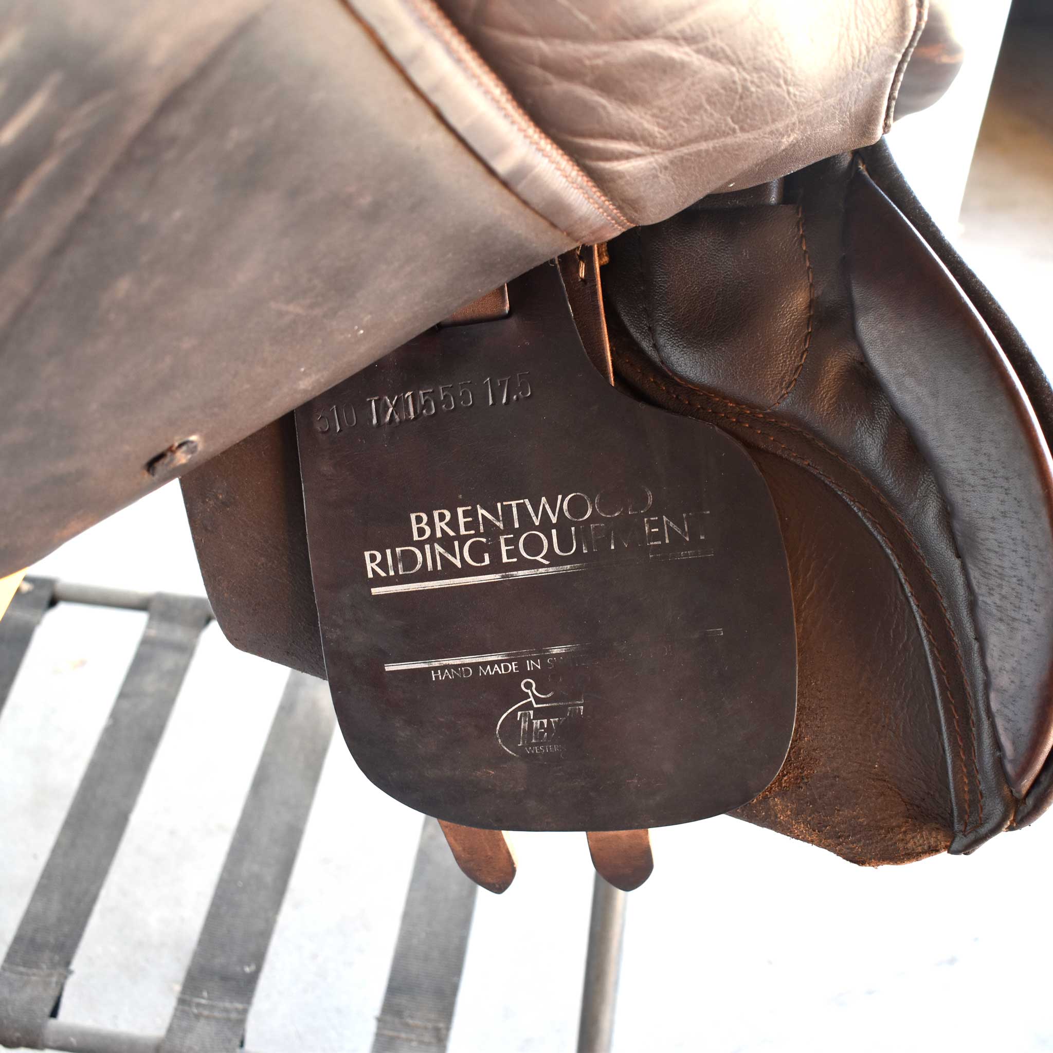 Used 15" English Tex Tan Rider Saddle - Image 7