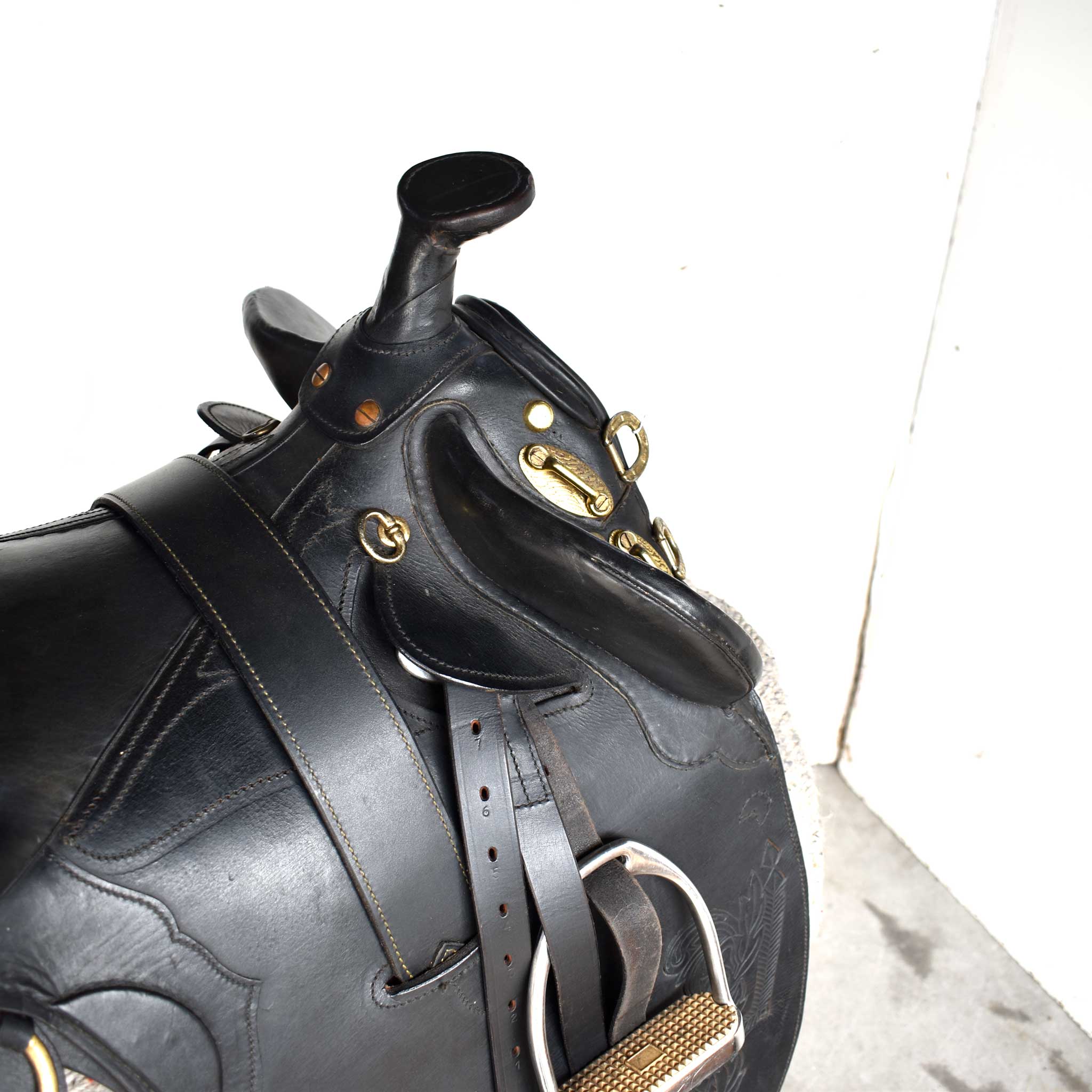 Used 15" Stockman Bush Rider Saddle - Image 9