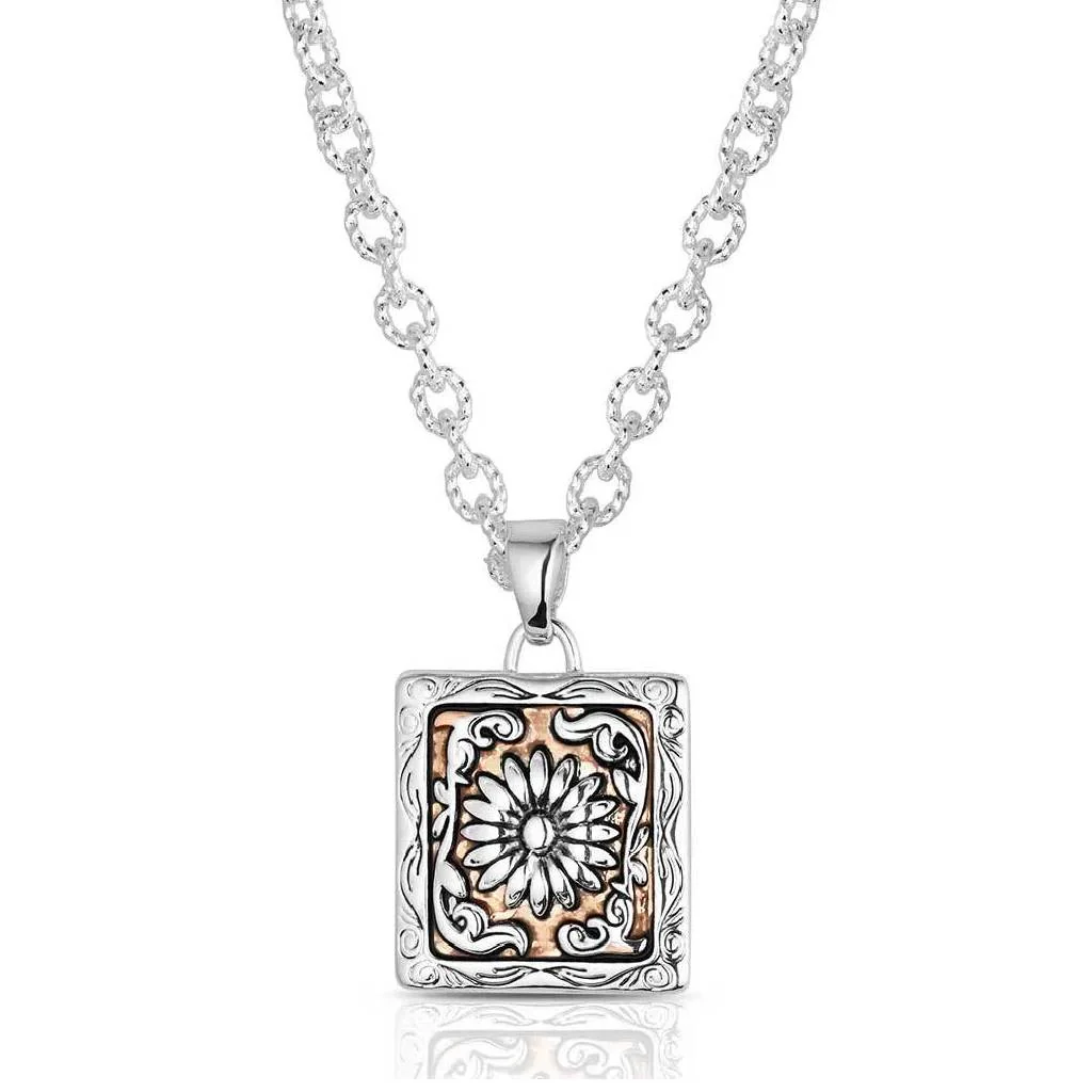 Montana Silversmiths Ranch House Floral Necklace