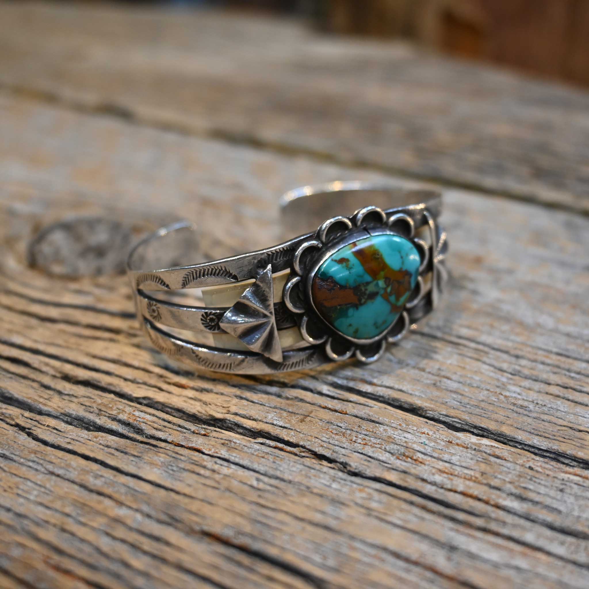 50's 60's Sterling Silver w/Beautiful Turqouse Stone Cuff - Image 2