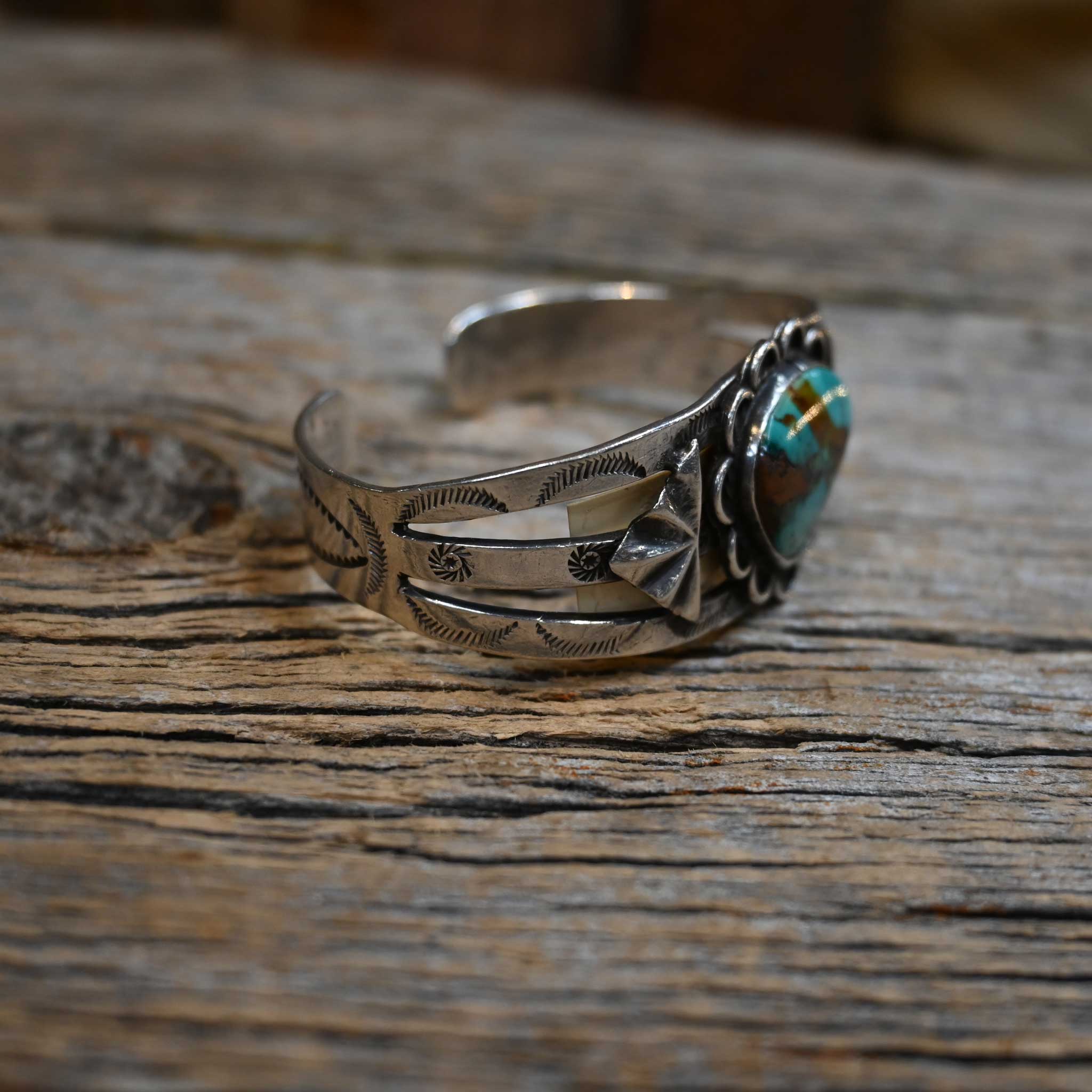 50's 60's Sterling Silver w/Beautiful Turqouse Stone Cuff - Image 3