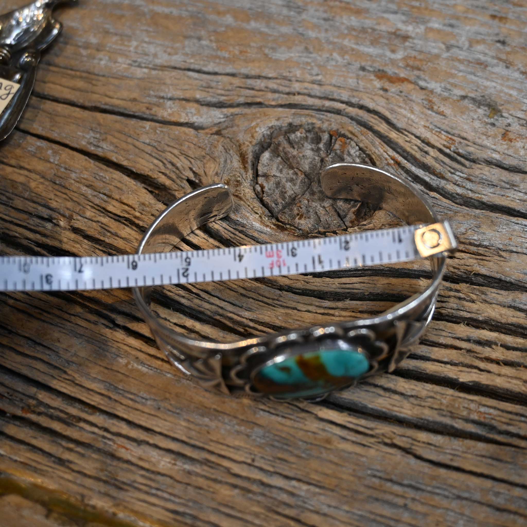 50's 60's Sterling Silver w/Beautiful Turqouse Stone Cuff - Image 4