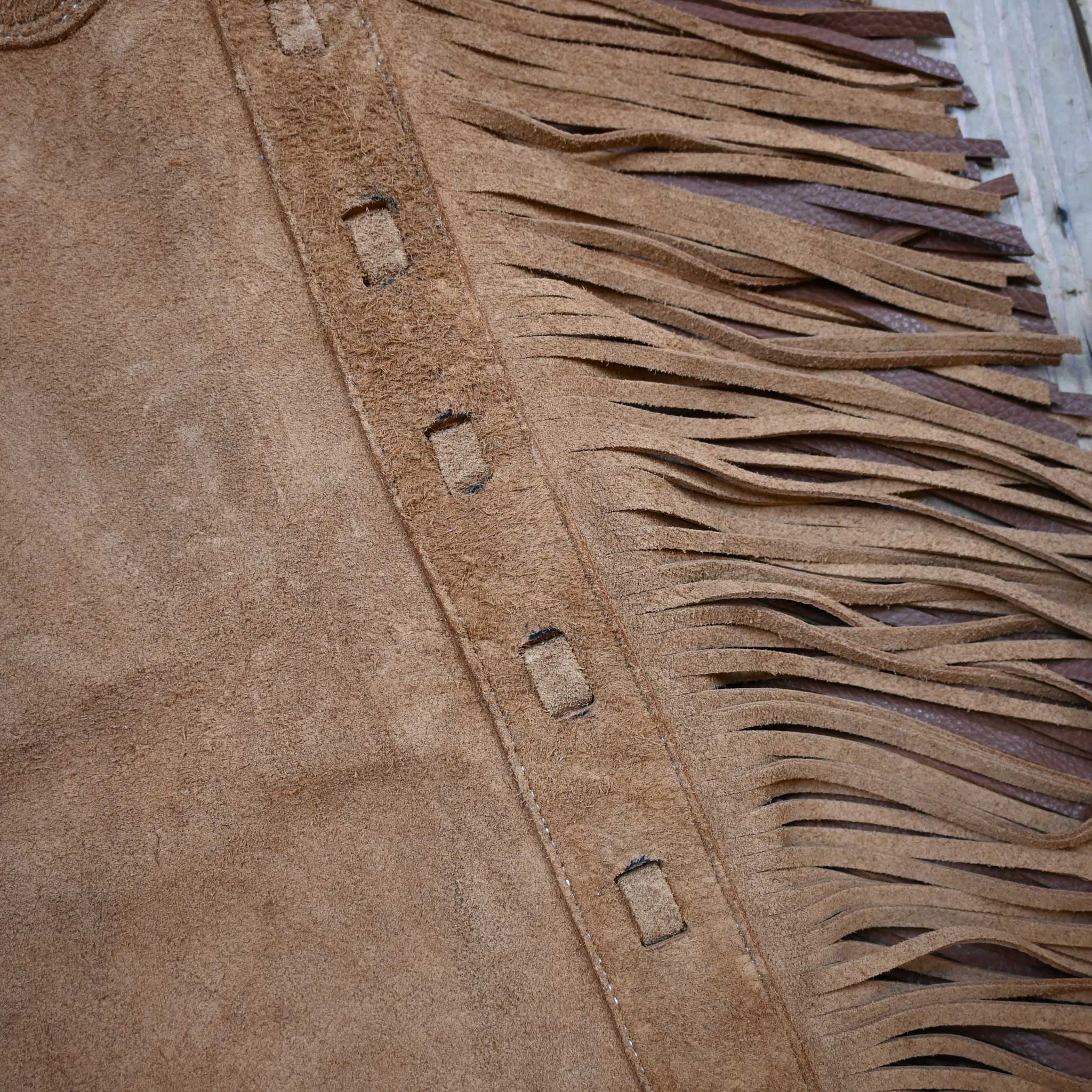 Teskey's Medium Saddle-Tan Roughout Versatility Chaps - Image 3
