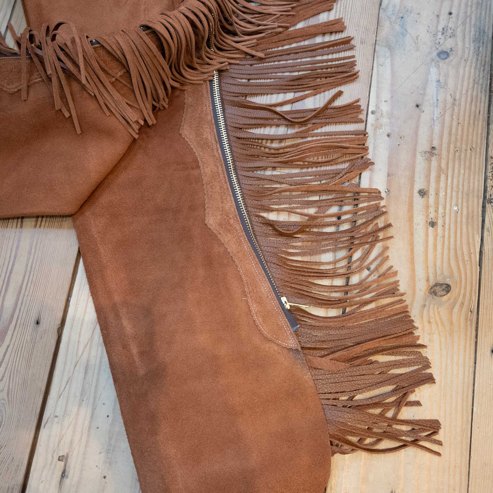 Teskey's Medium Roughout Versatility Chaps - Image 4
