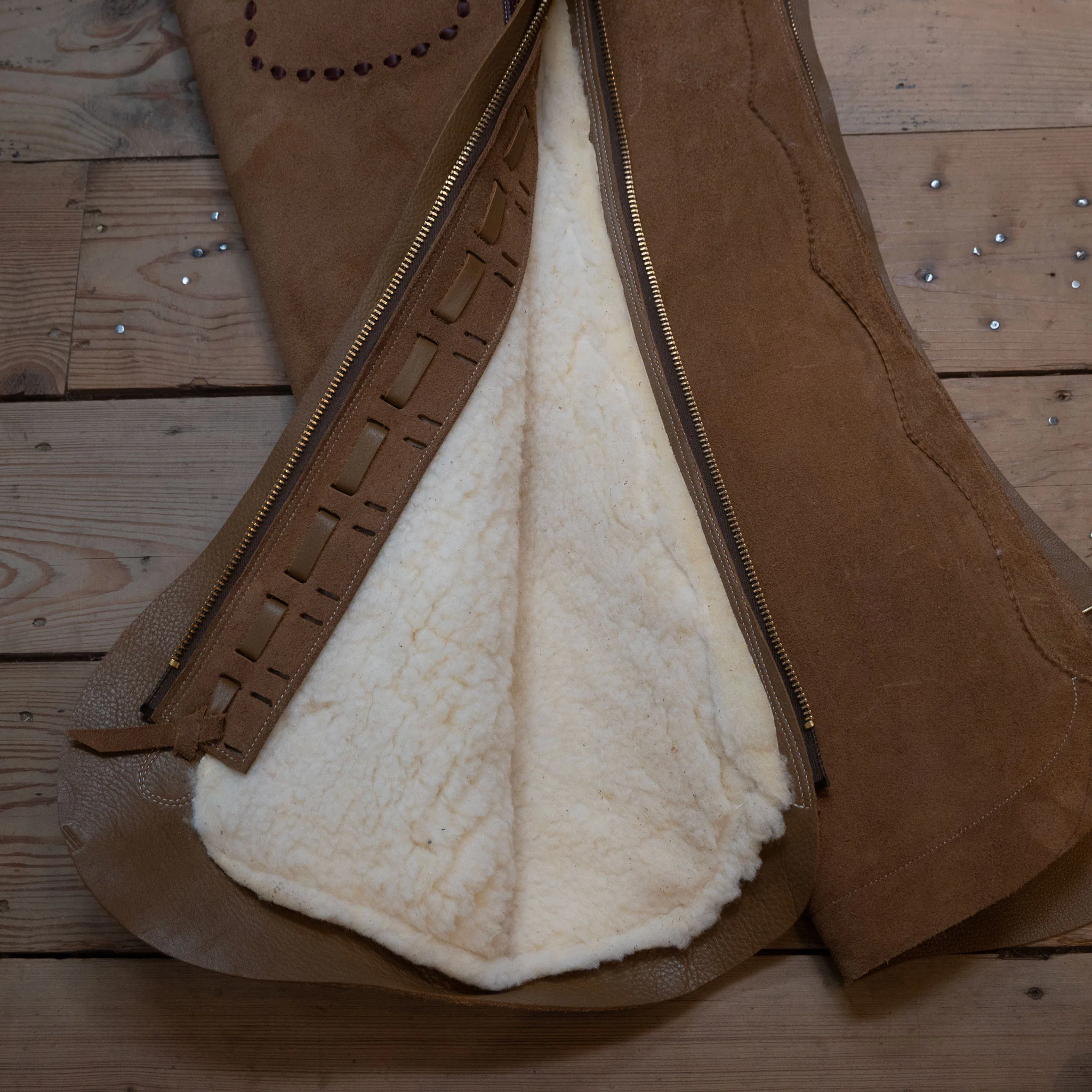 Teskey's Xtra Large "Sherpa" Shotgun Chaps - Image 2