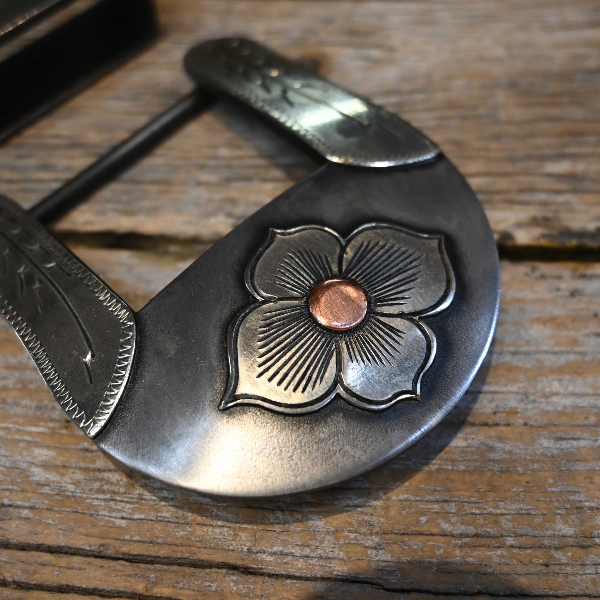 Turtle Jones 2 piece Mounted Flower Buckle - Image 2