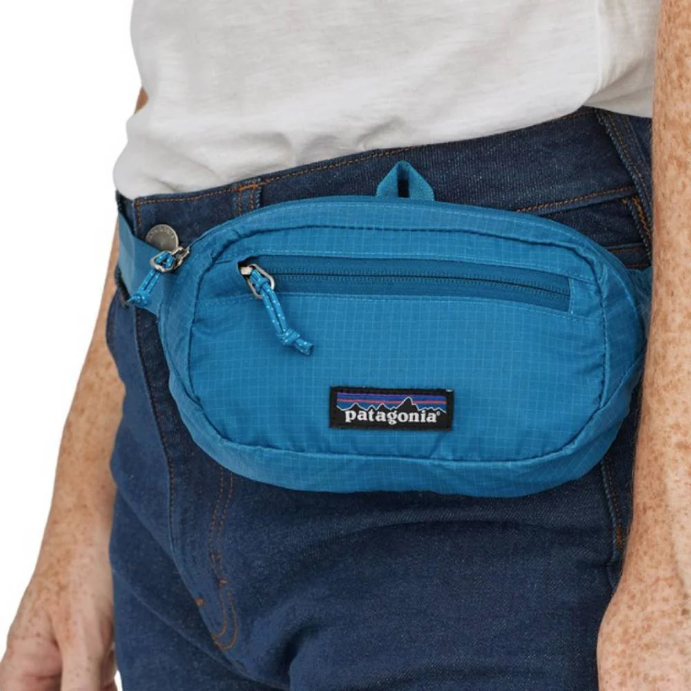 Patagonia Ultralight Black Hole Mini Hip Bag - Image 3