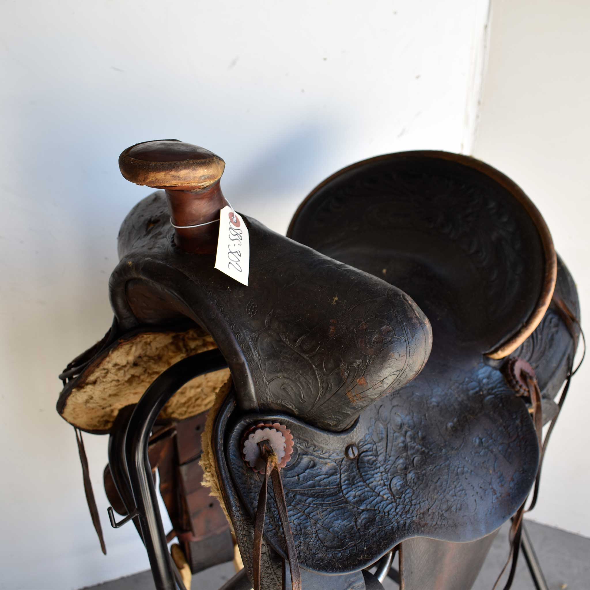Used 13" Non-Rider Saddle Decor Only - Image 4