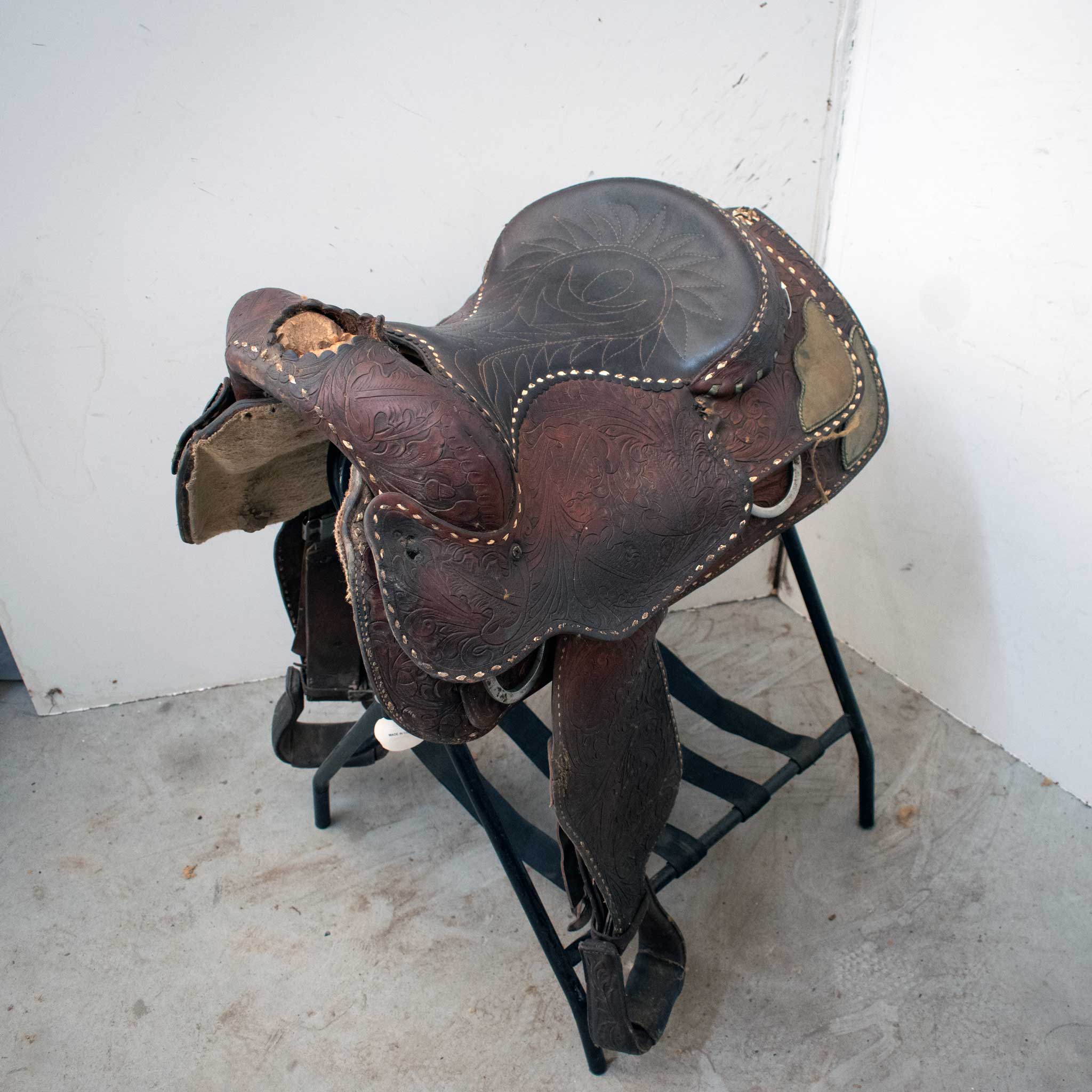 Used 15" Non-Rider Saddle Decor Only Saddle