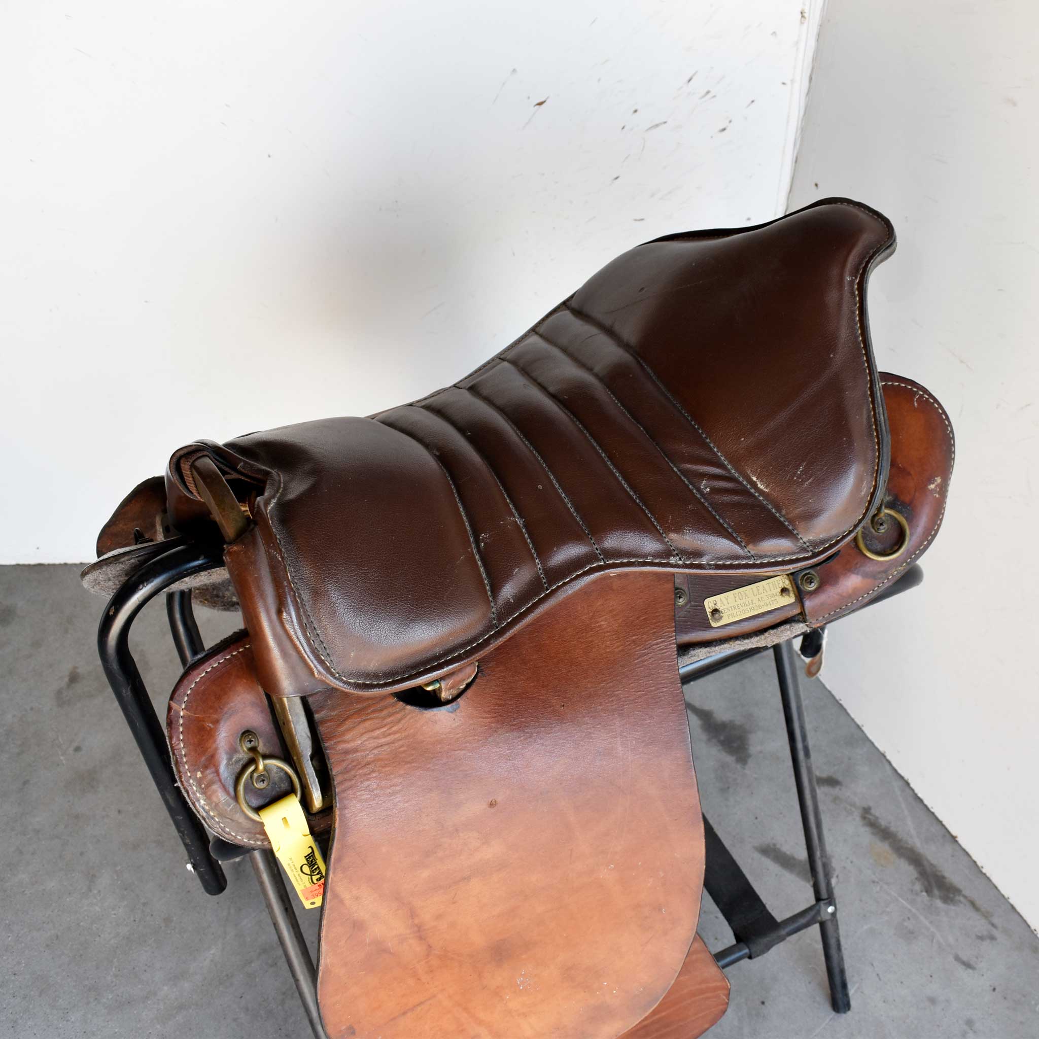 Used 17" Grey Fox Leather Rider Saddle - Image 2