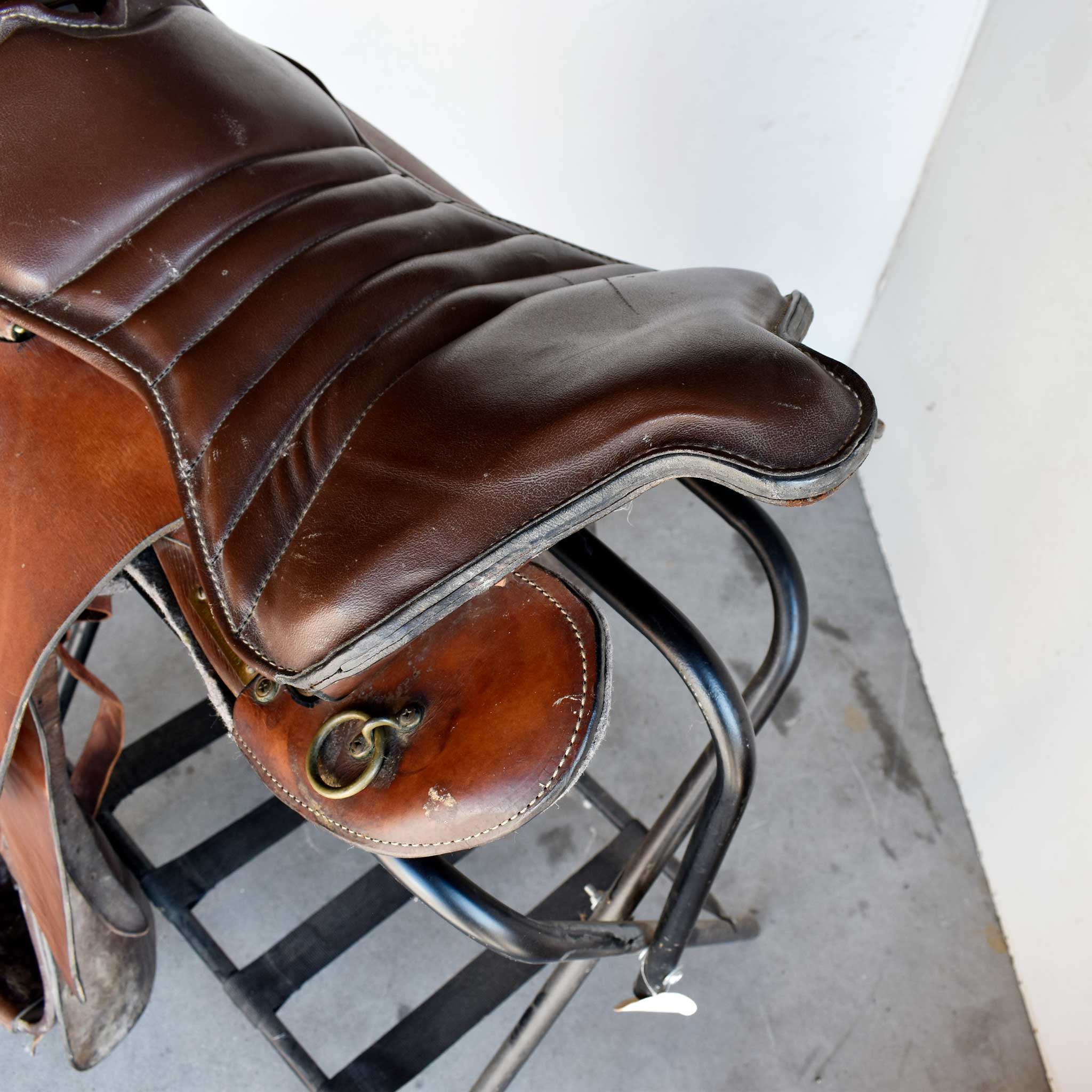 Used 17" Grey Fox Leather Rider Saddle - Image 7