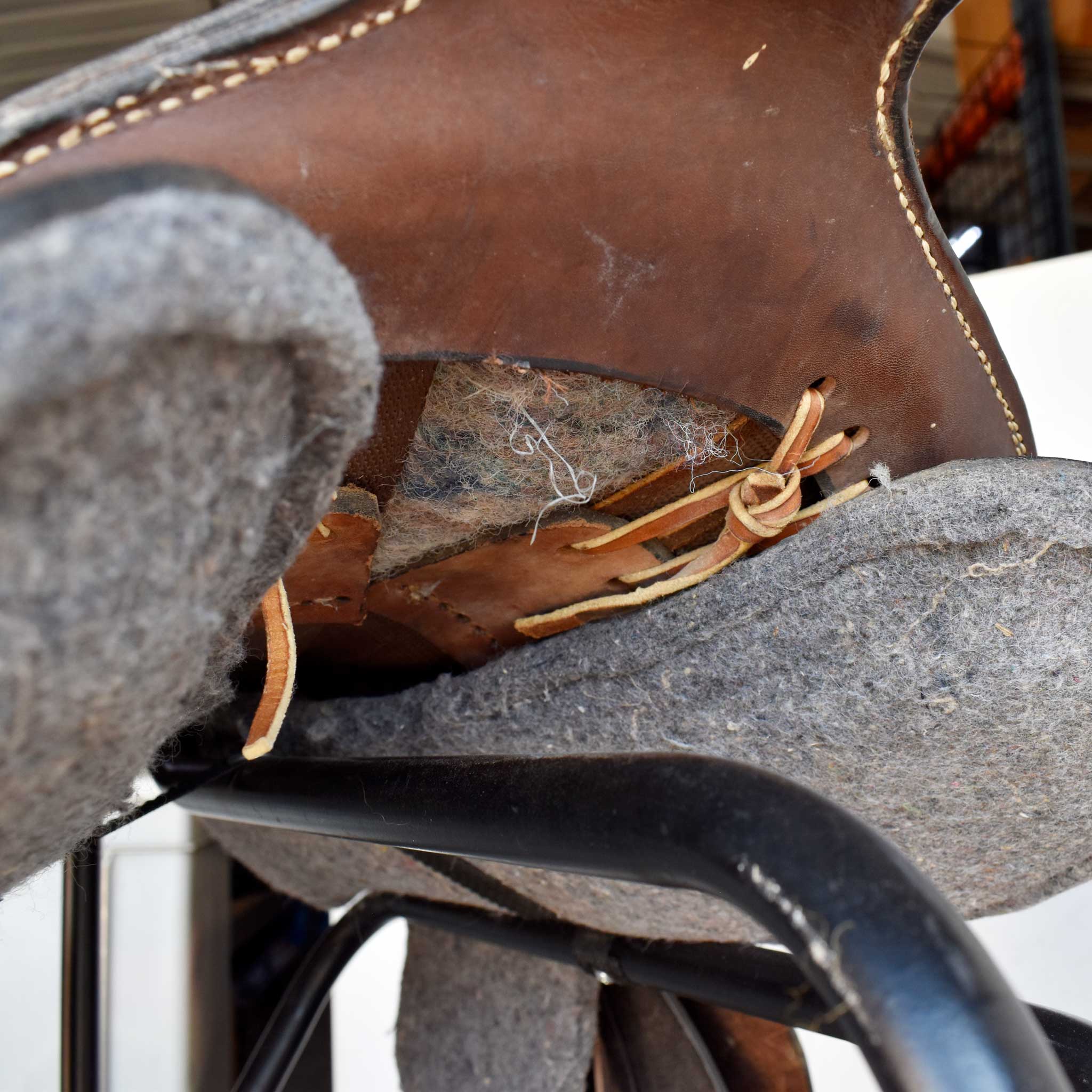 Used 17" Grey Fox Leather Rider Saddle - Image 8