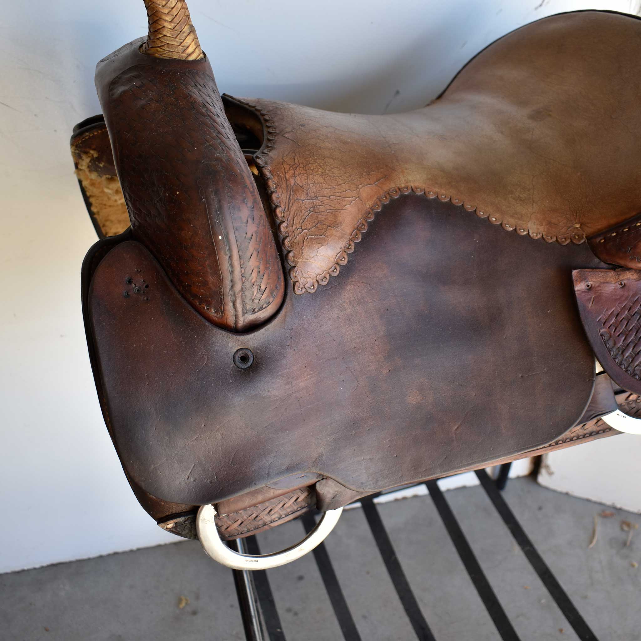 Used 16" Andrew Dee's Hardware Non-Rider Saddle - Image 6