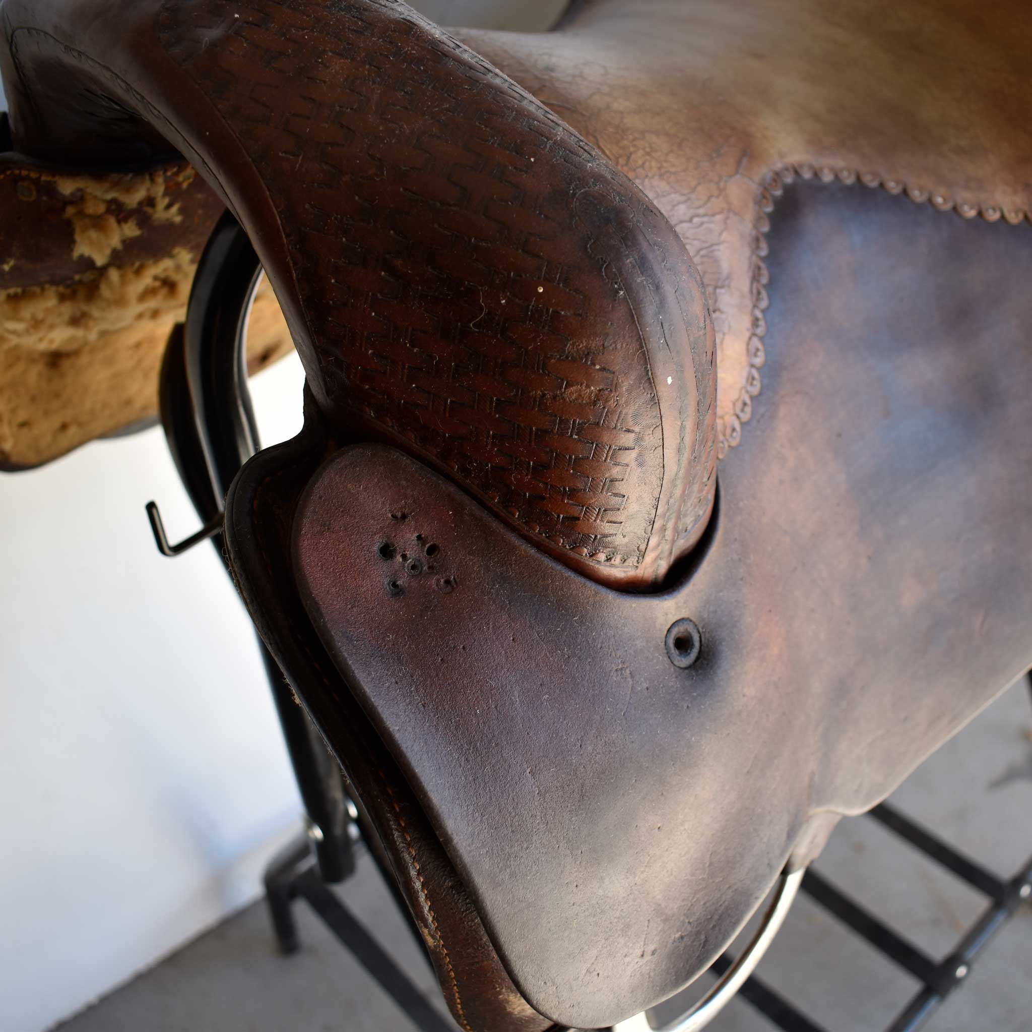 Used 16" Andrew Dee's Hardware Non-Rider Saddle - Image 7