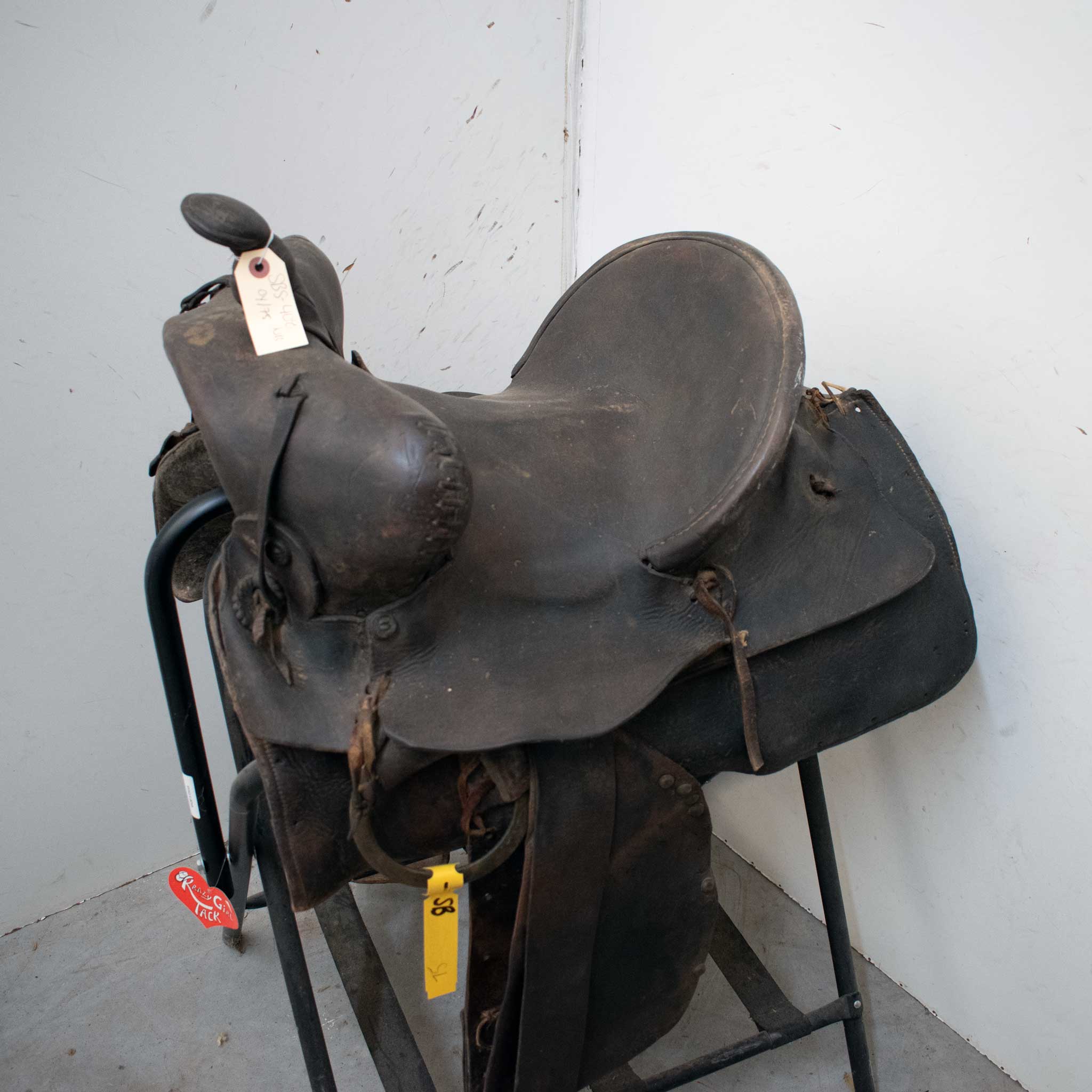 Used 13" Non-Rider Decor Only Saddle - Image 2