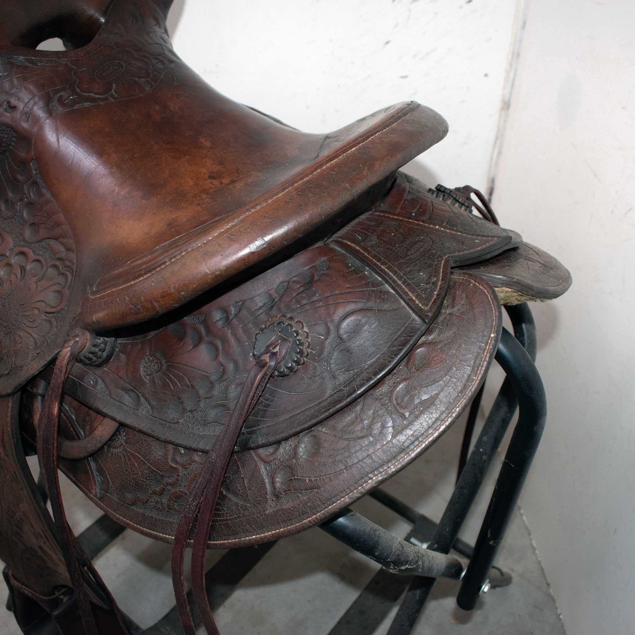 Used 14" Buck Steiner Non-Rider Decor Only Saddle - Image 6
