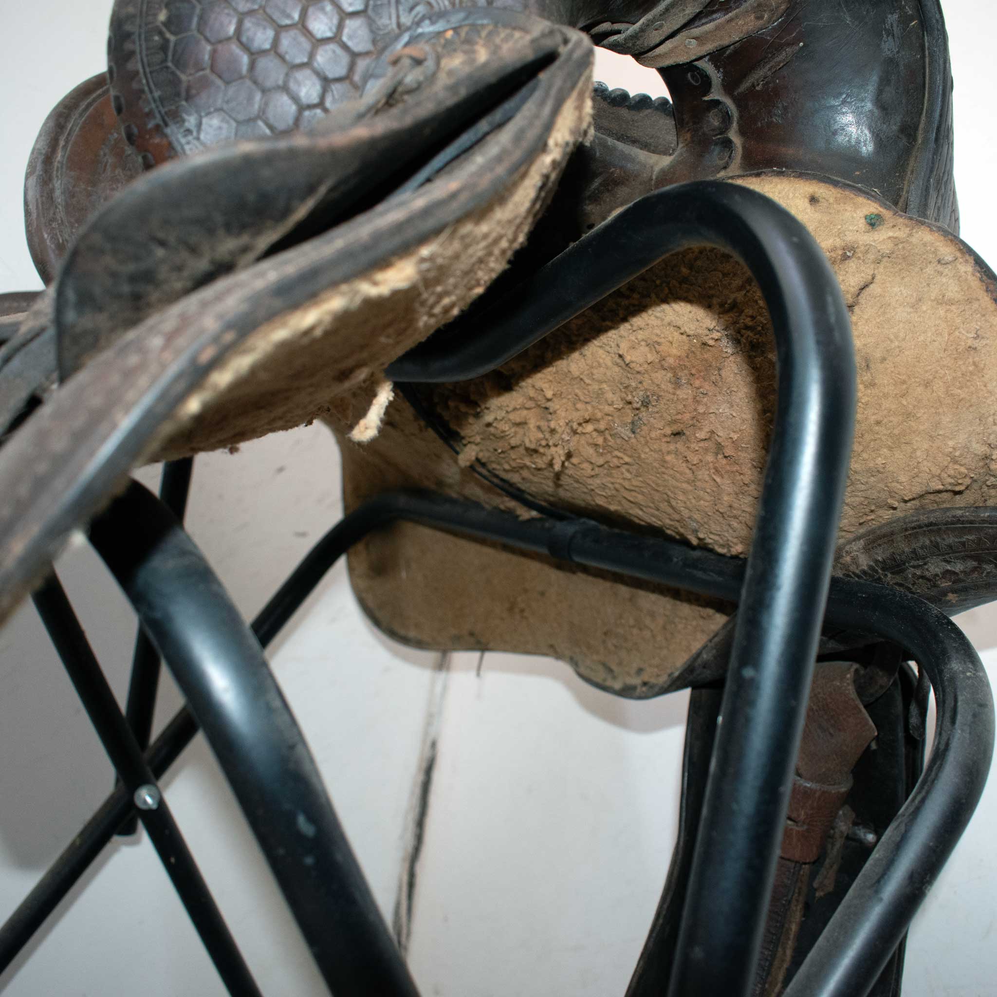 Used 14" G.L. Co Non-Rider Decor Only - Image 6
