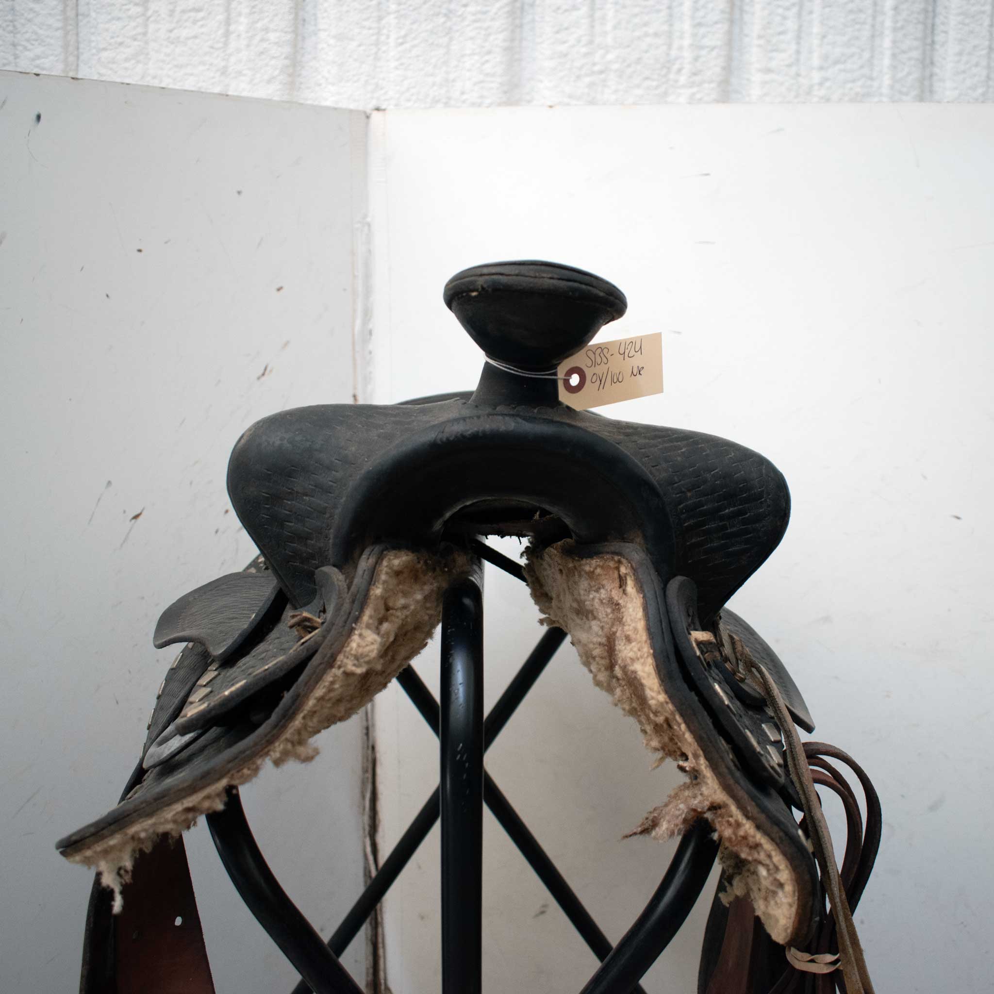 Used 15" Non-Rider Decor Saddle - Image 7