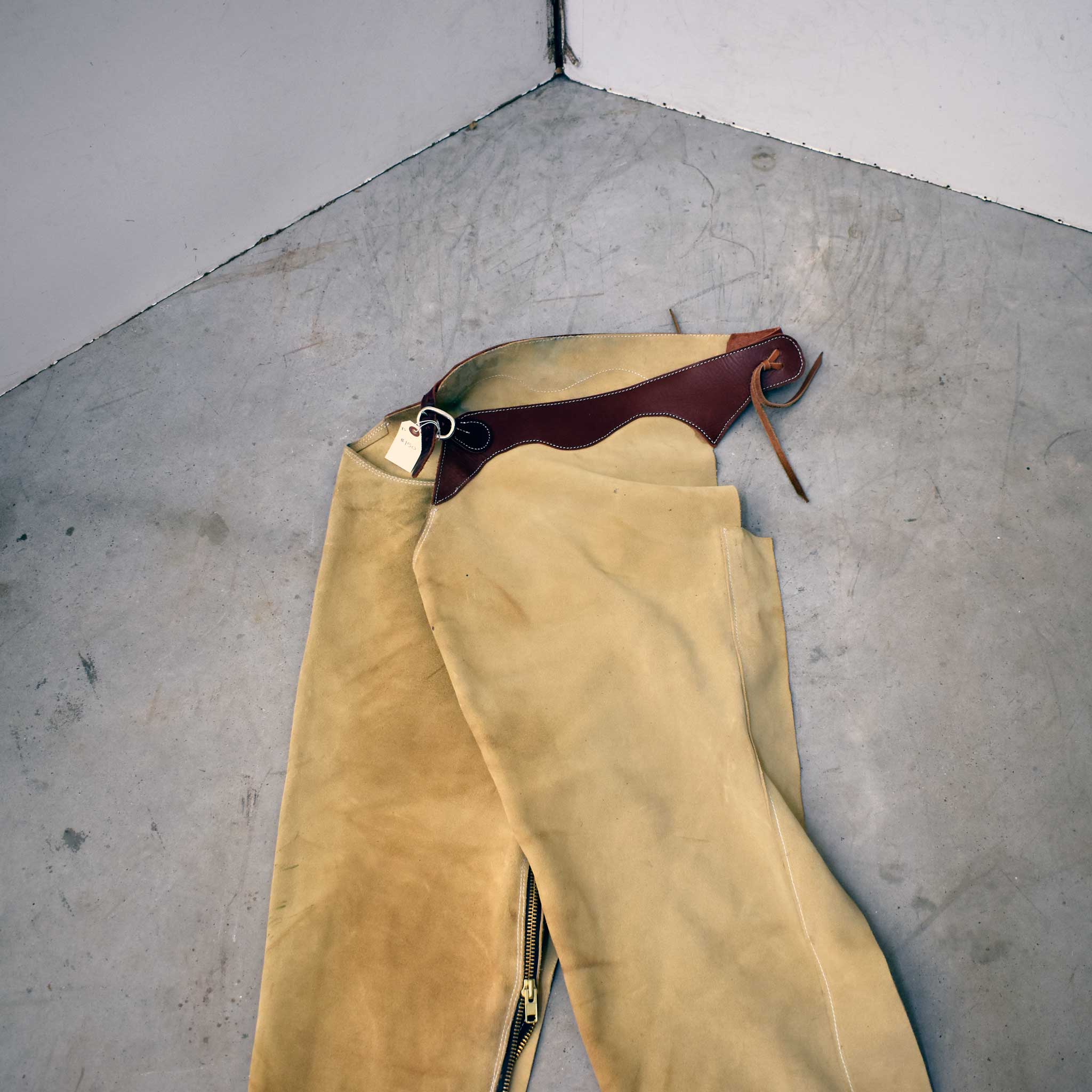 Used Light Chaps - Image 2