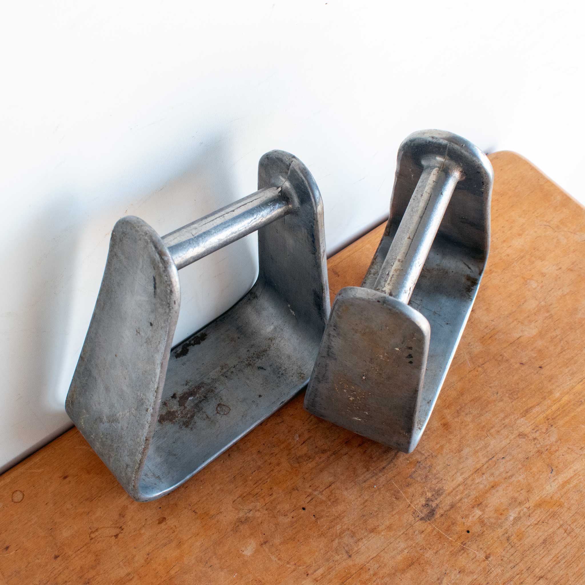 Used Crooked Metal Stirrups - Image 3
