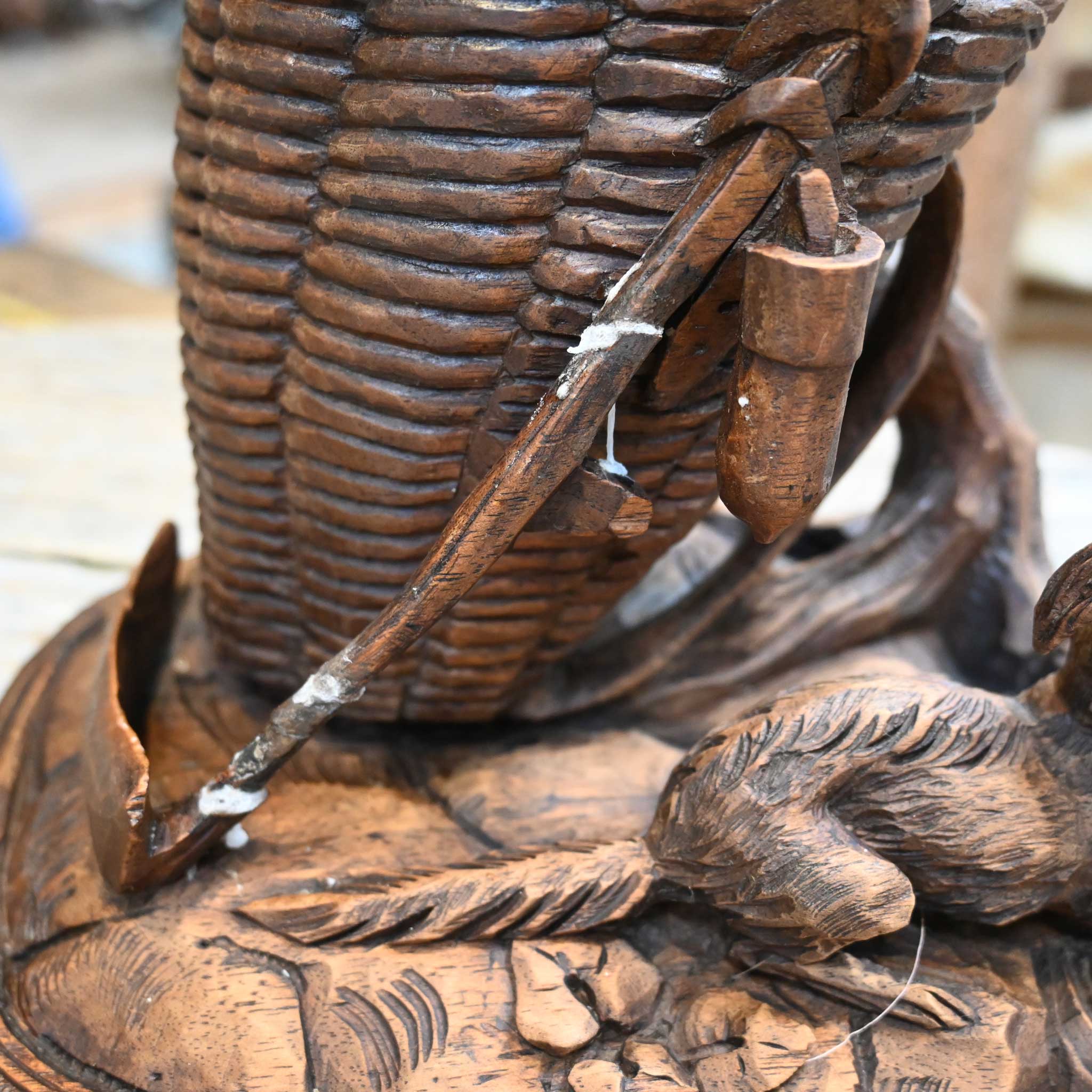 Vintage Black Forest Carved Wood Pen Holder - Image 2