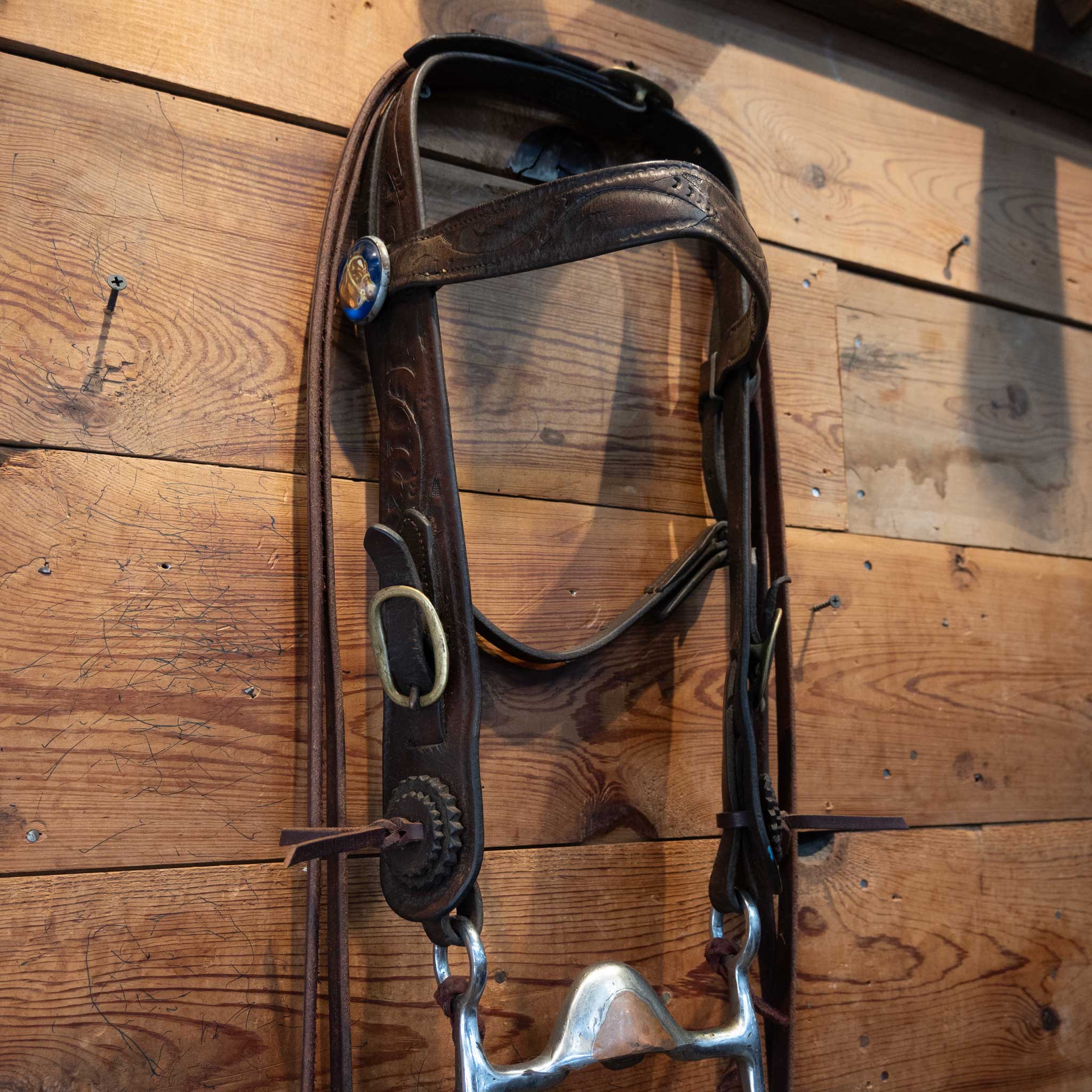 Vintage Tooled Headstall w/Horse Head Rossett's Bridle - Image 2