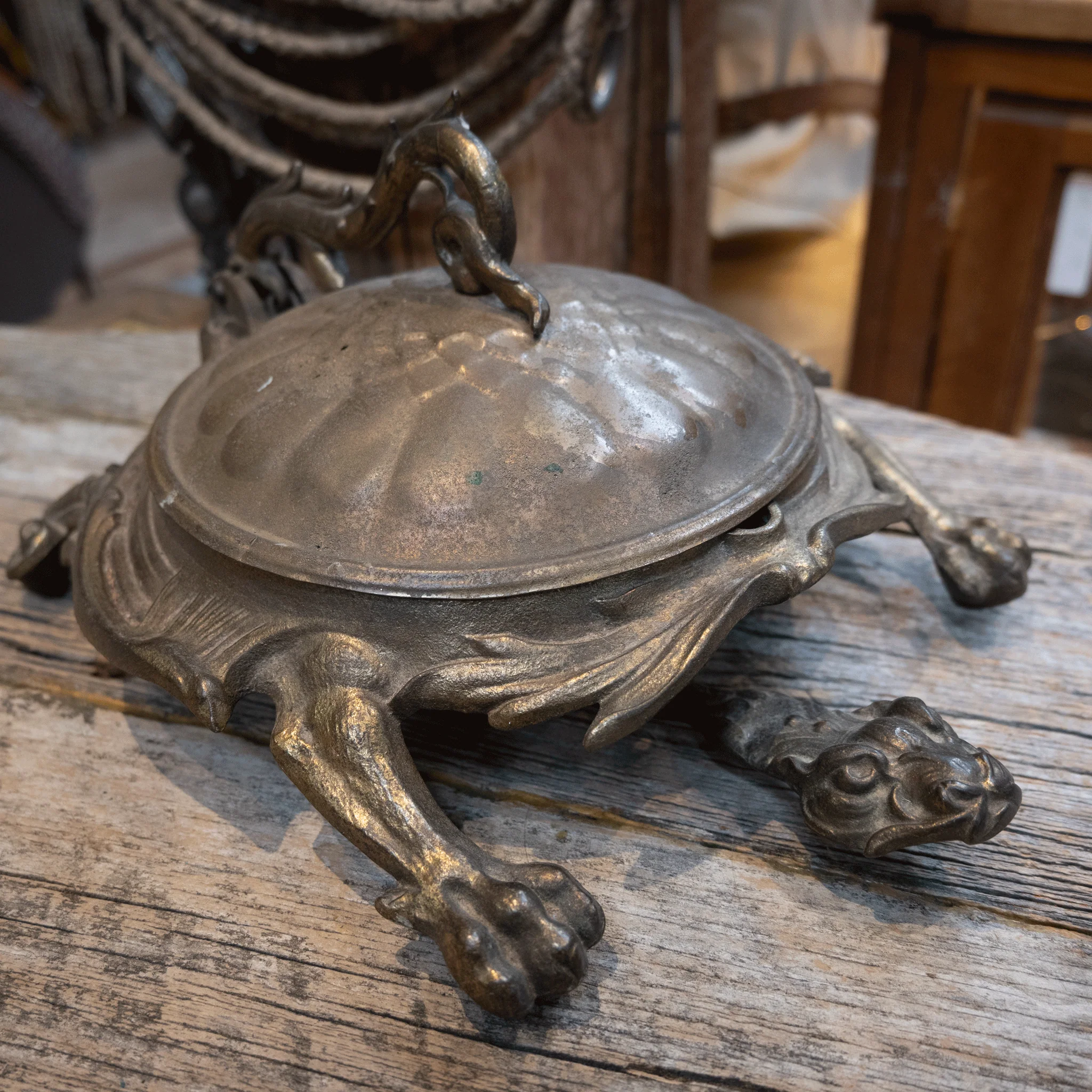 Antique Cast Iron Bradley Hubbard Dragon Spitton - Image 2