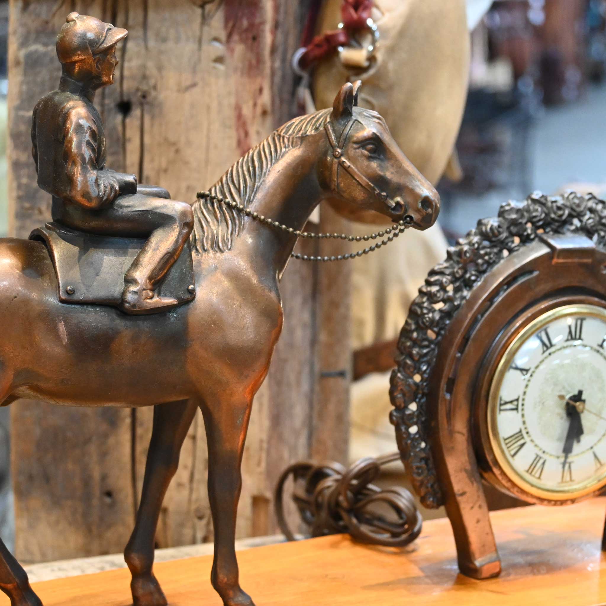 Vintage Race Horse & Jockey w/a Champion Horseshoe Flowers Clock