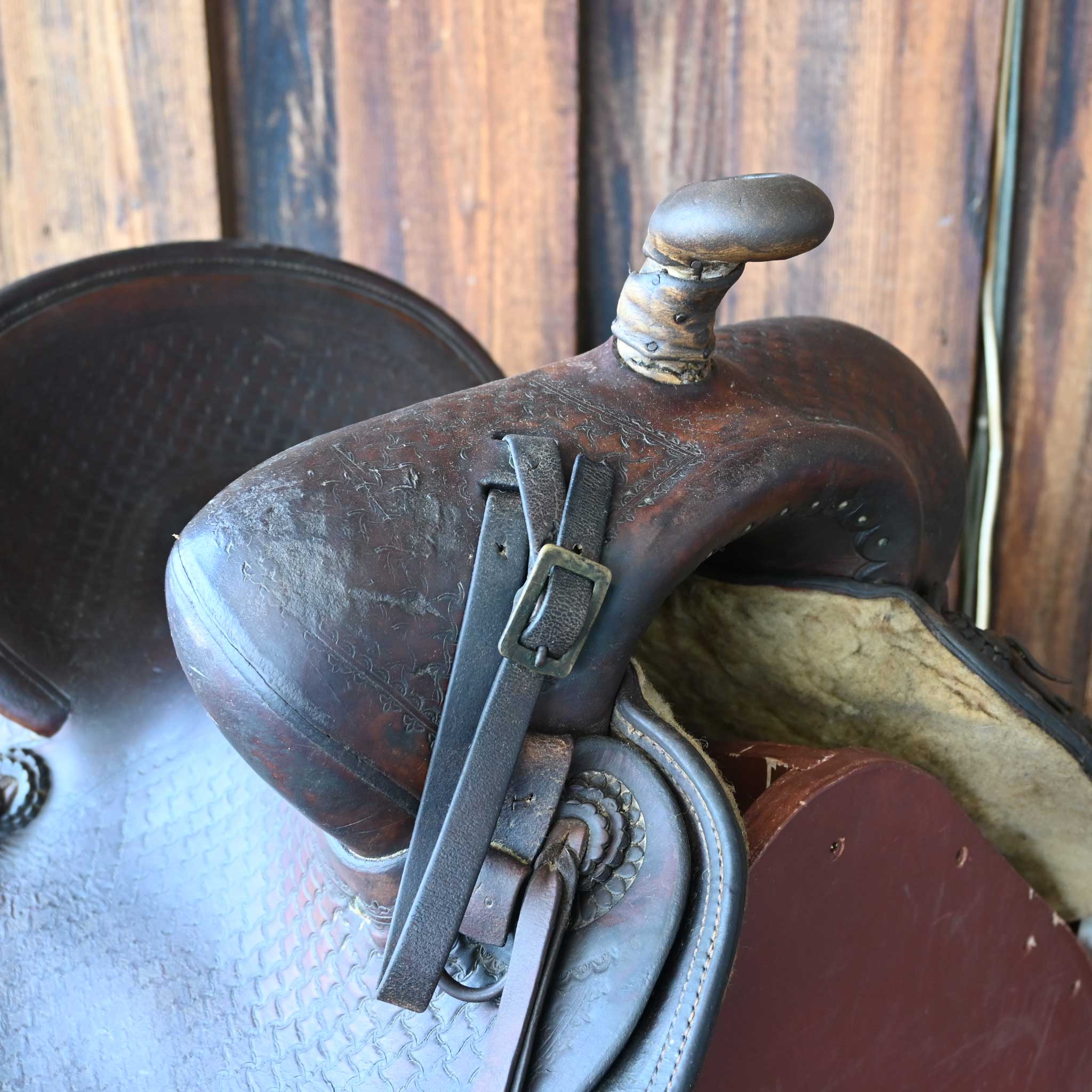 Vintage Hamley's Form Fitter Saddle - Image 2
