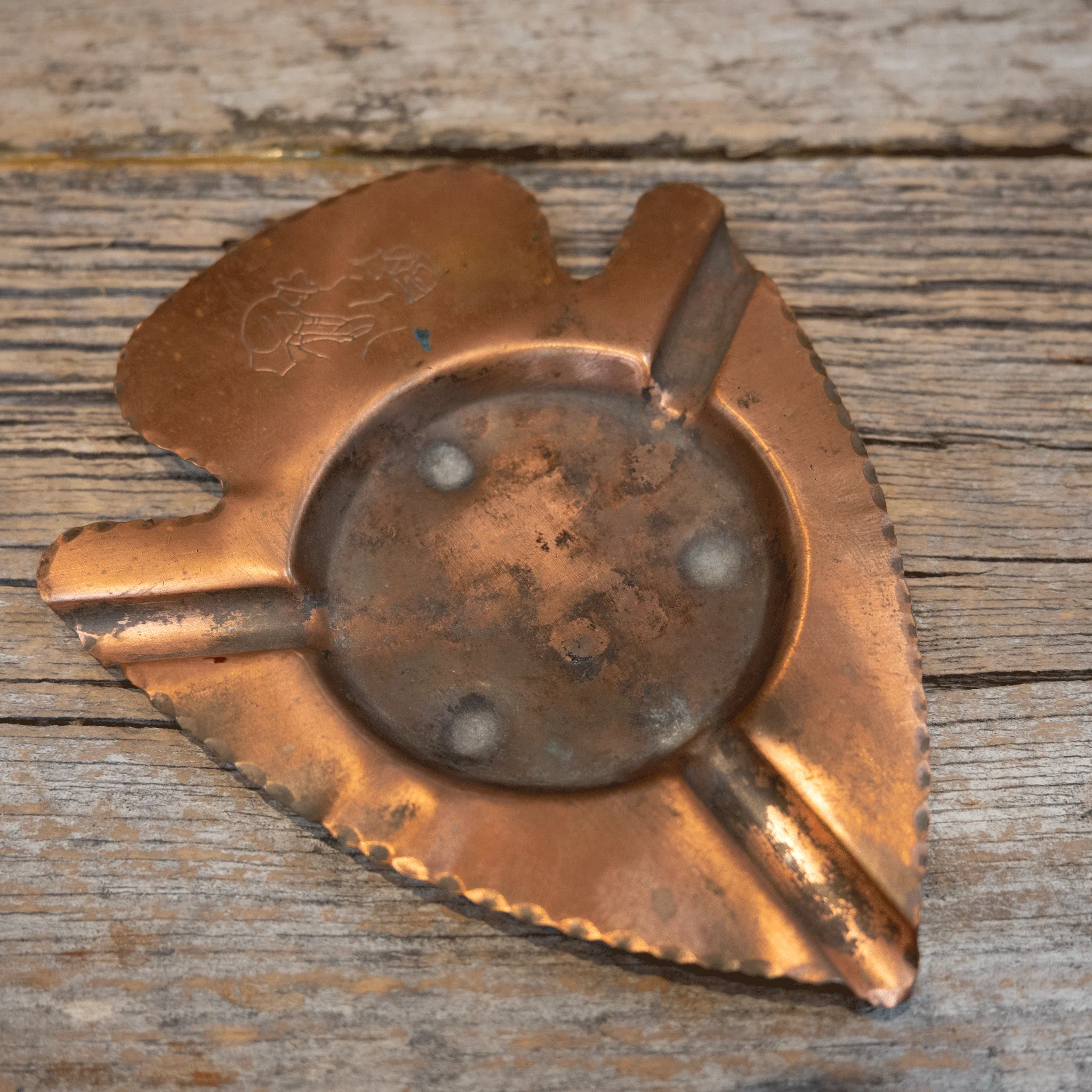Vintage Hammered Arrowhead Copper ashtray