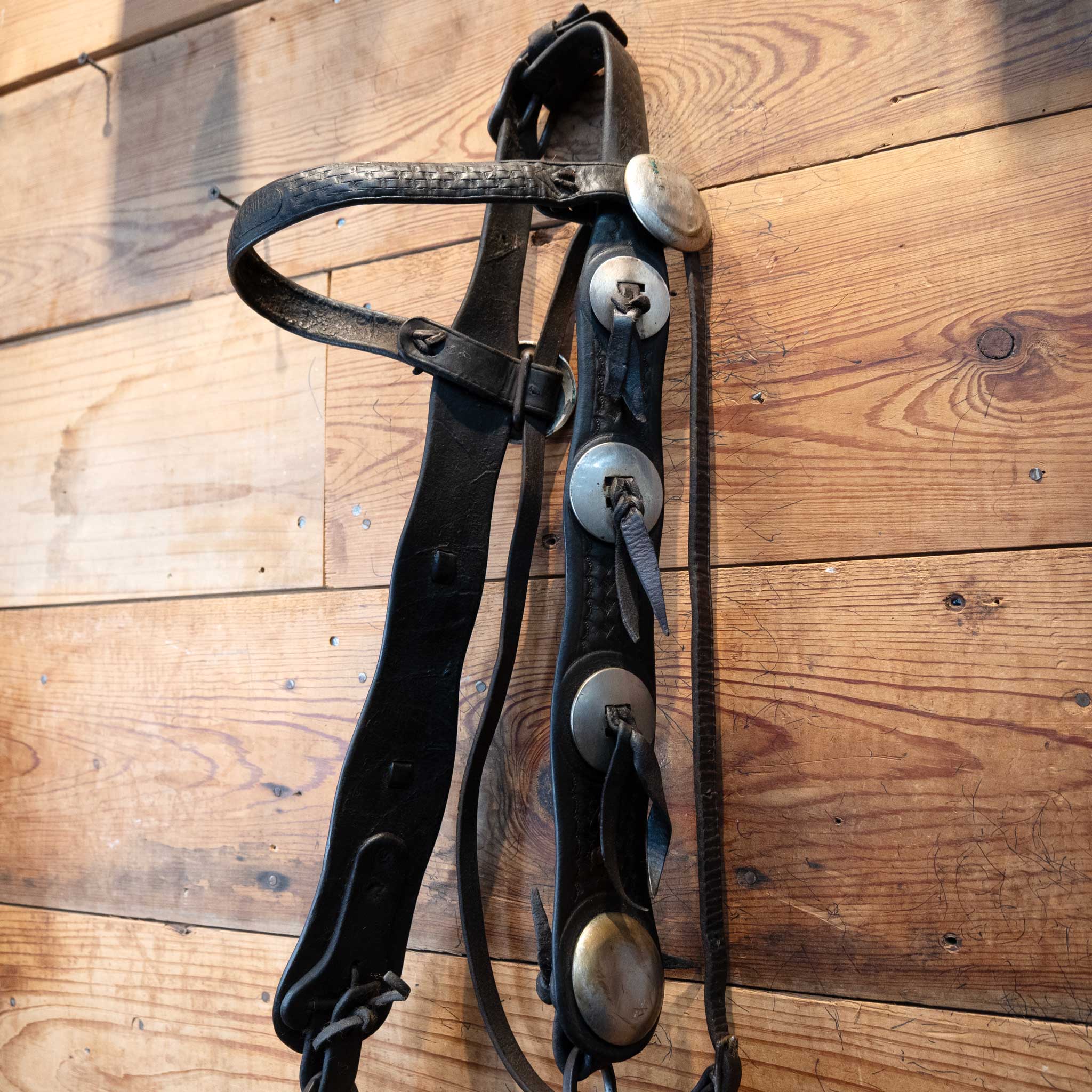 HP Shipley Silver Nickel Concho Bridle Set - Image 2