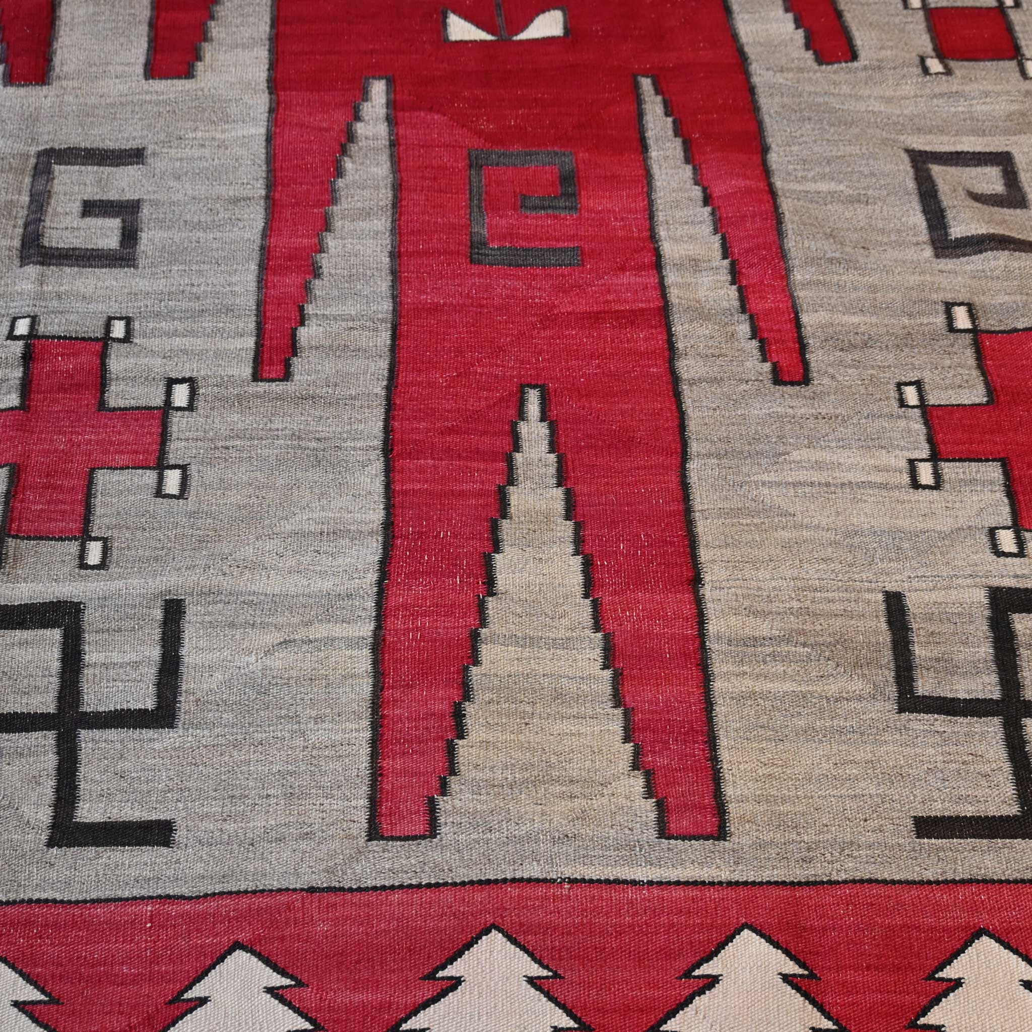 Vintage Klageton 1920's Navajo Rug - Image 4