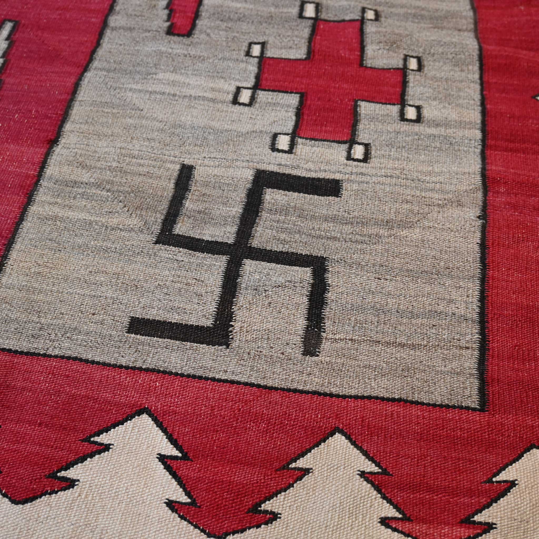 Vintage Klageton 1920's Navajo Rug - Image 5