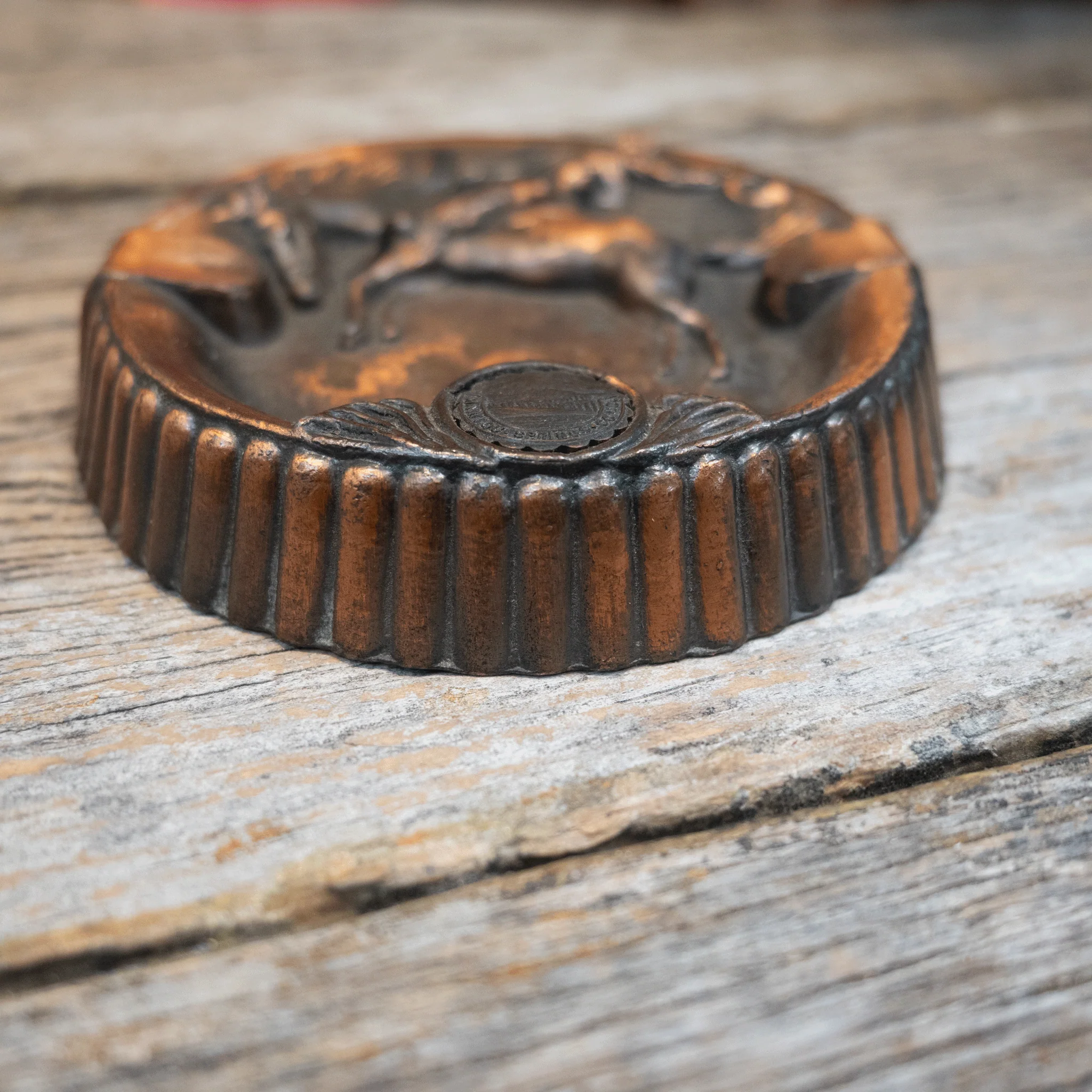 Vintage "Monitor Springs Co." souvenir ashtray - Image 2