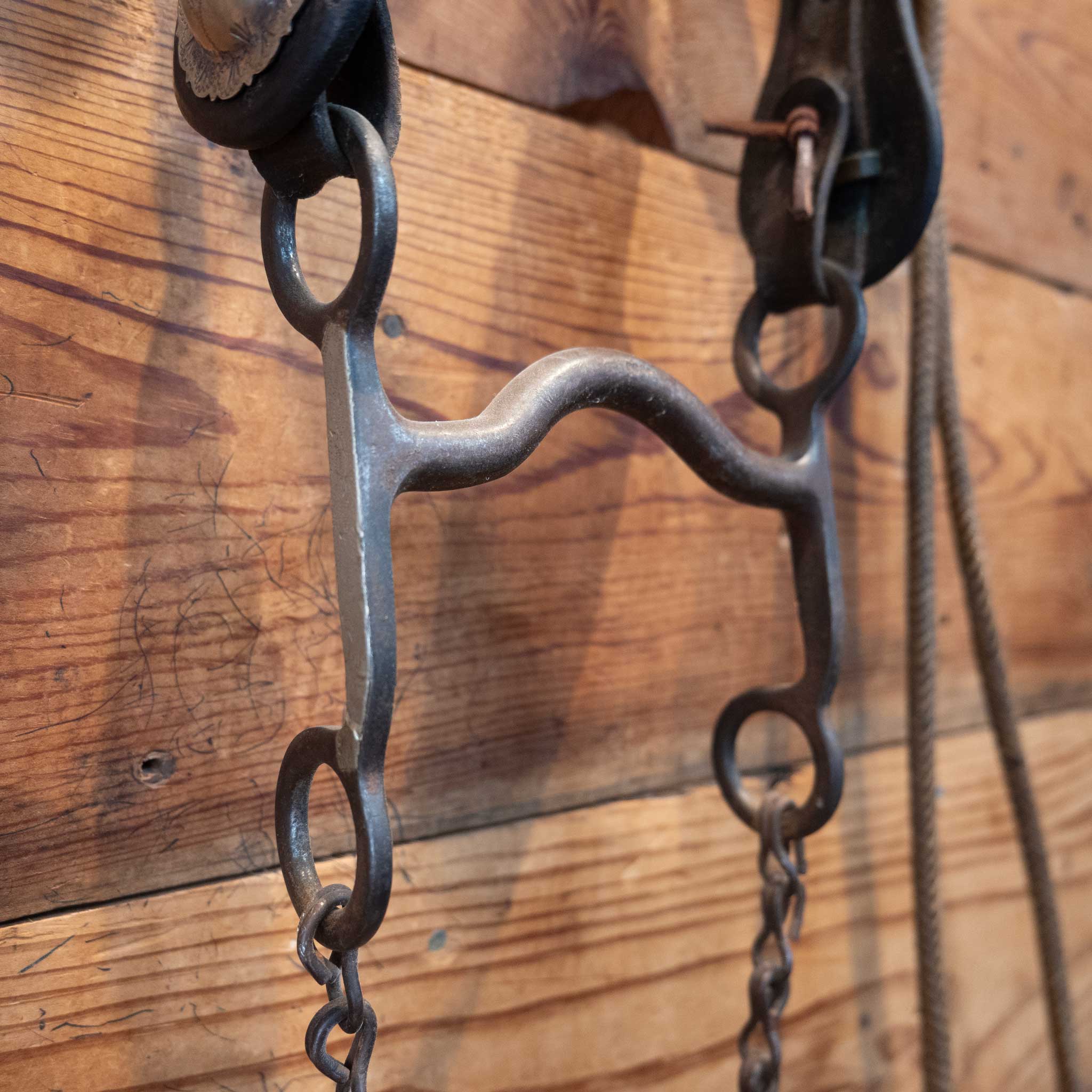 Vintage Tooled Bridle w/ Nickel plated accents & Romel Reins - Image 3