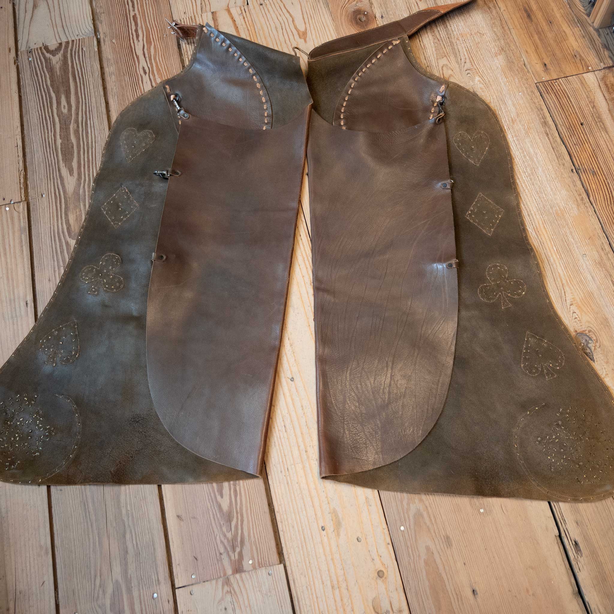 Vintage Handmade Chaps w/Card Suits & Tooled Yoke - Image 5