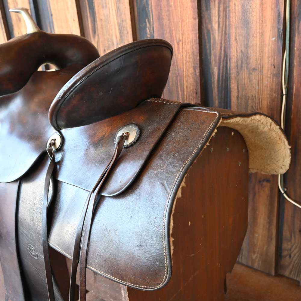 R.T. Frazier 1900's Metal Horn Saddle - Image 4