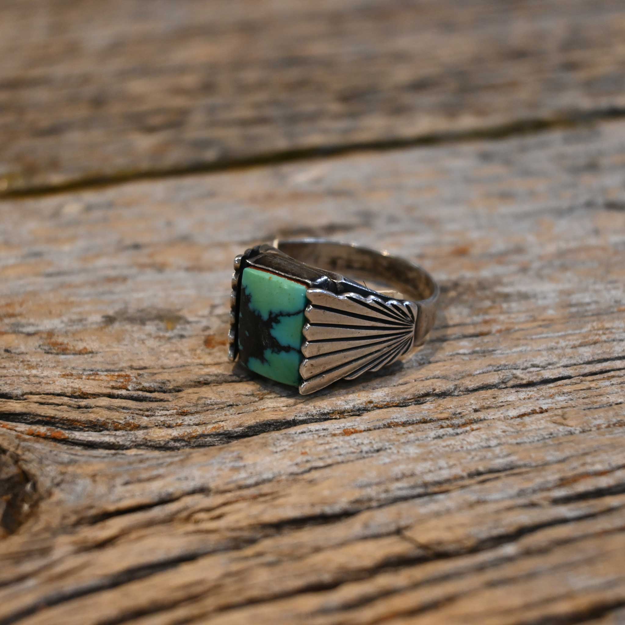 Vintage Sterling Silver & Turquoise Ring - Image 2