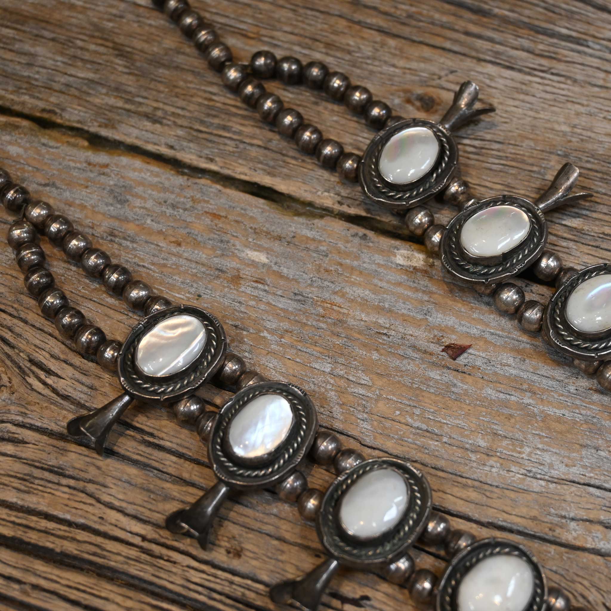 Vintage Stunning Mother of Pearl Squash Blossom Necklace - Image 4