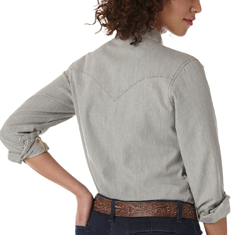 Wrangler Women's Pearl Snap Shirt - Image 2