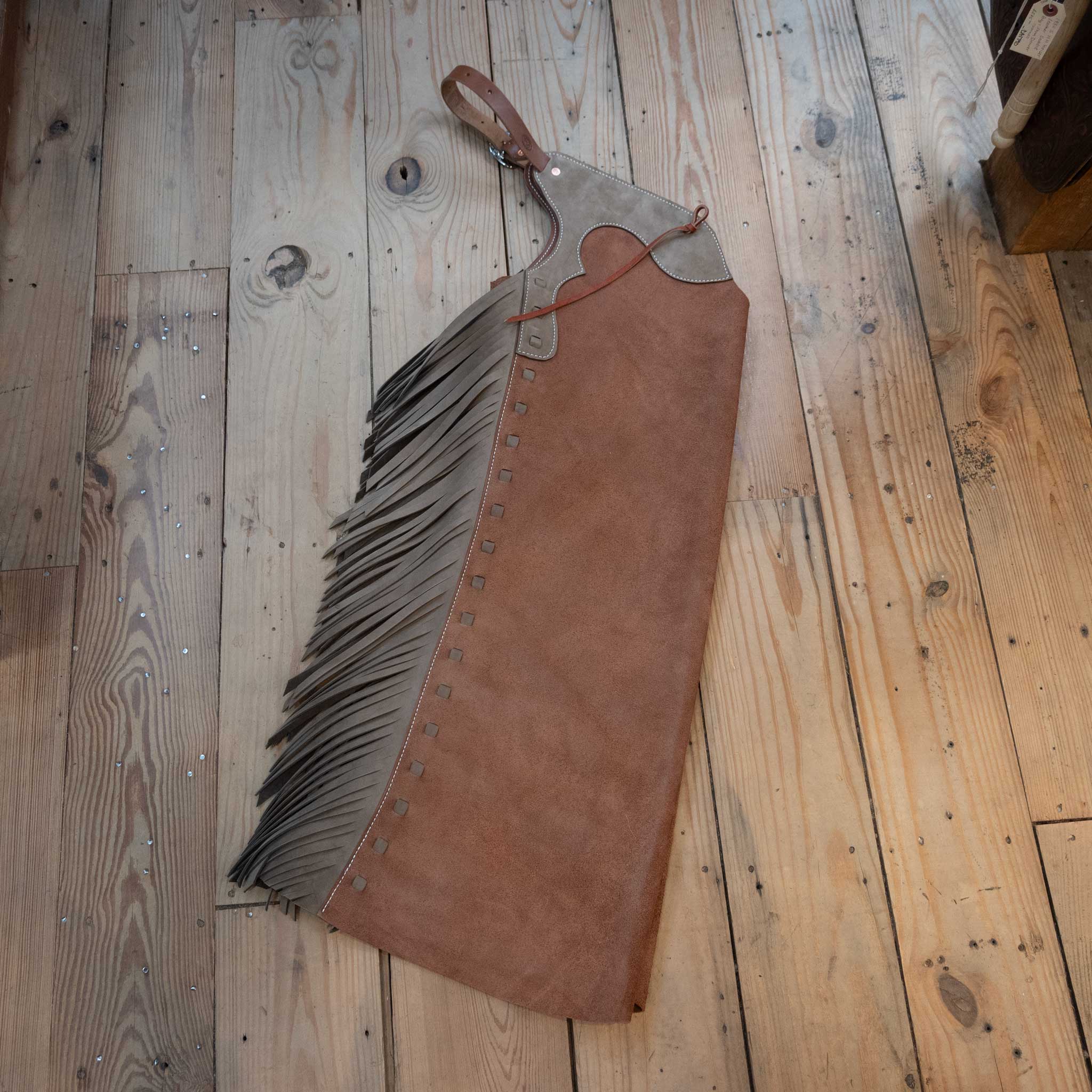 WLC Chocolate Roughout Stepthrough Chaps - Image 3